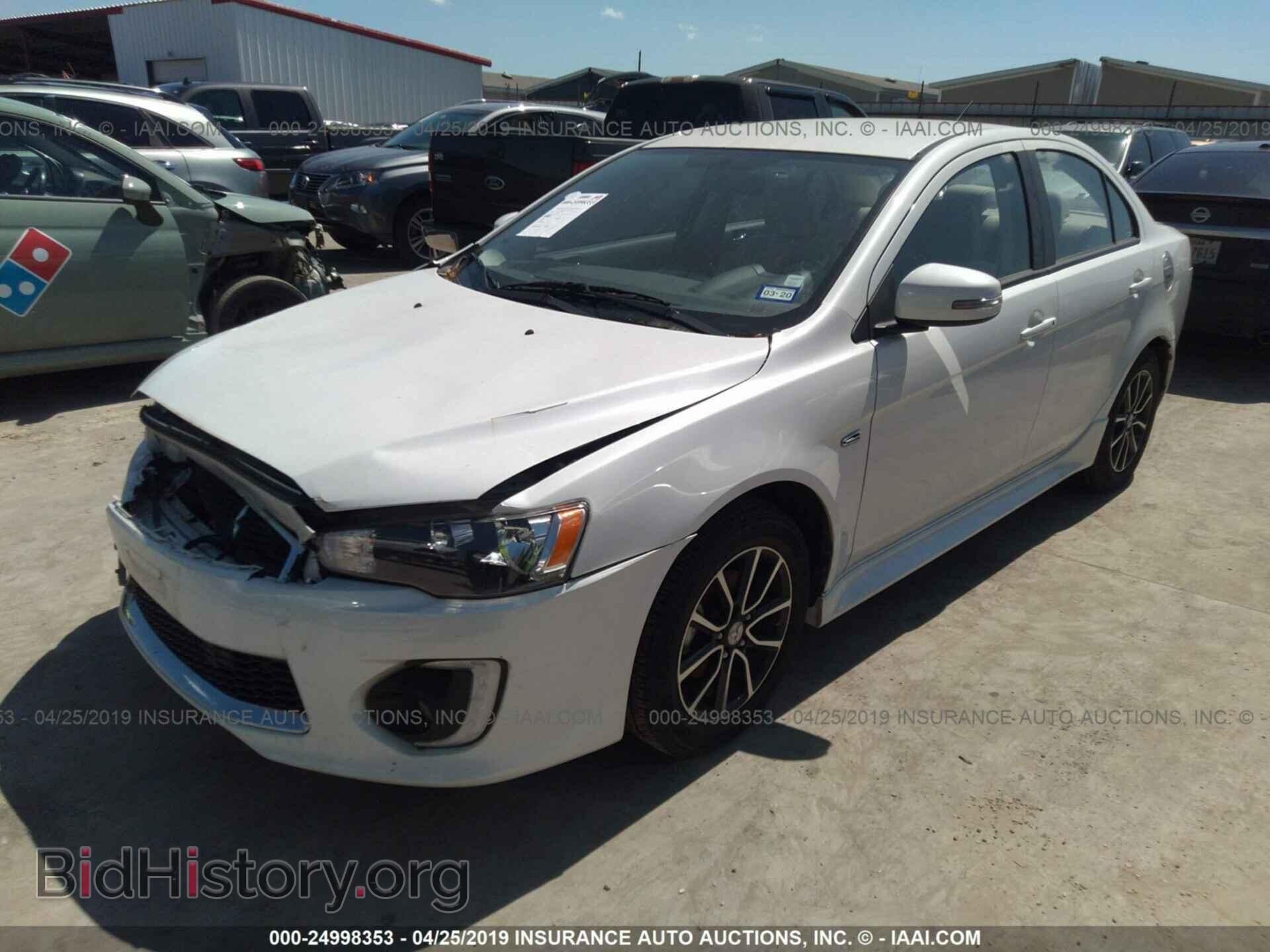 2017 MITSUBISHI LANCER - VIN: JA32U2FU8HU014802 - Фото 2
