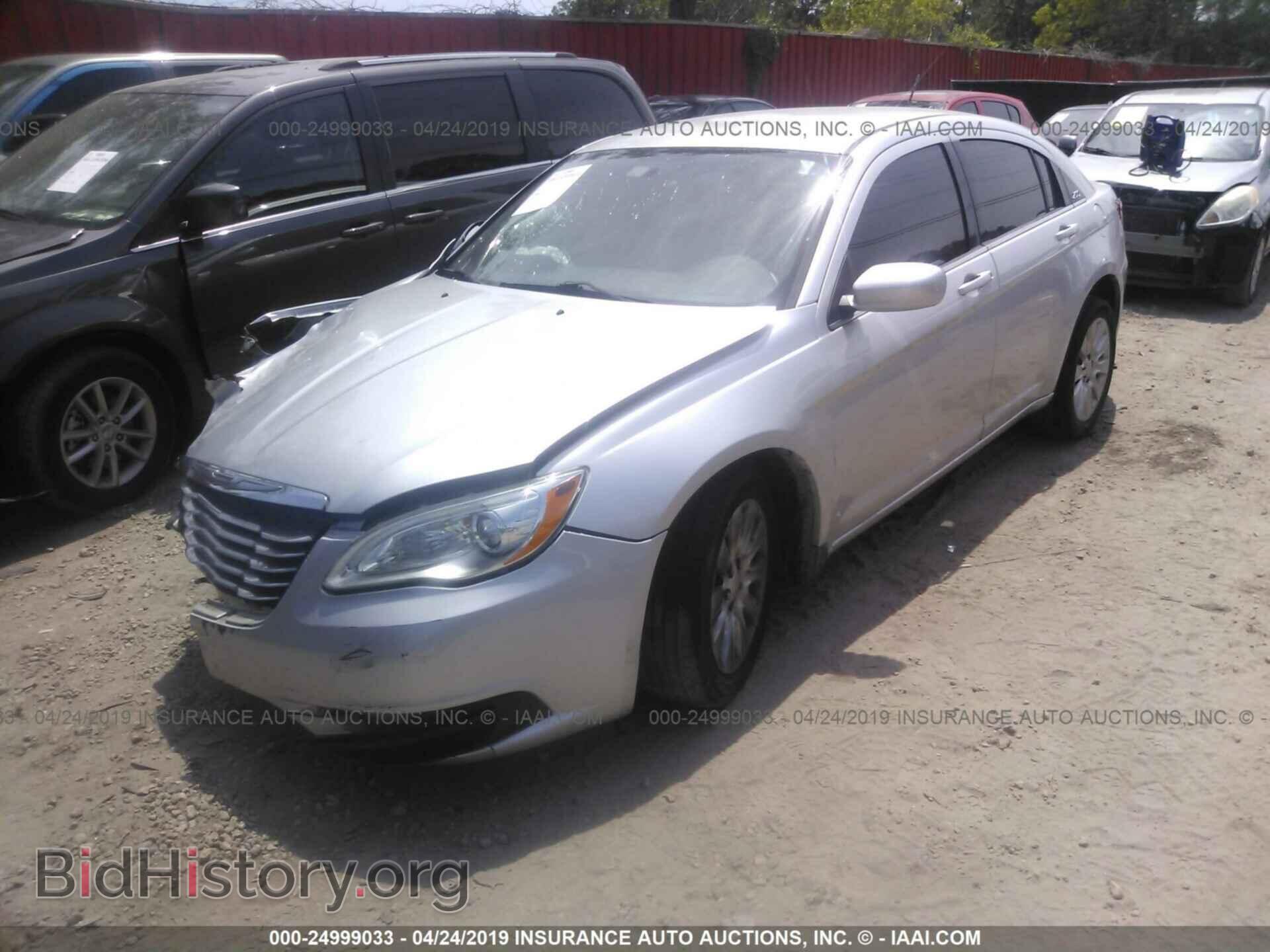 2012 CHRYSLER 200 - VIN: 1C3CCBAB7CN145015 - Фото 2