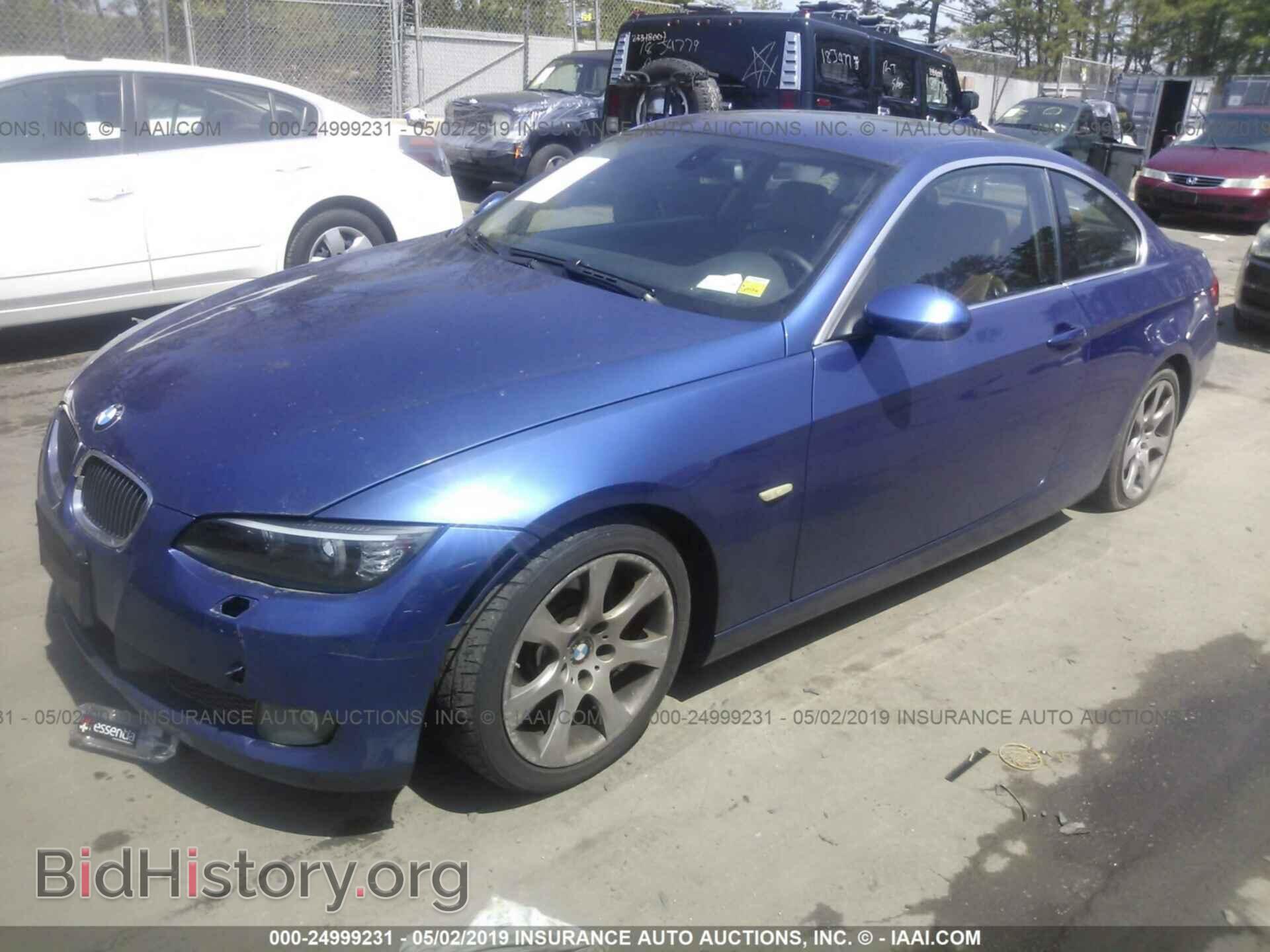 2007 BMW 335 - VIN: WBAWB73527P033083 - Photo 2