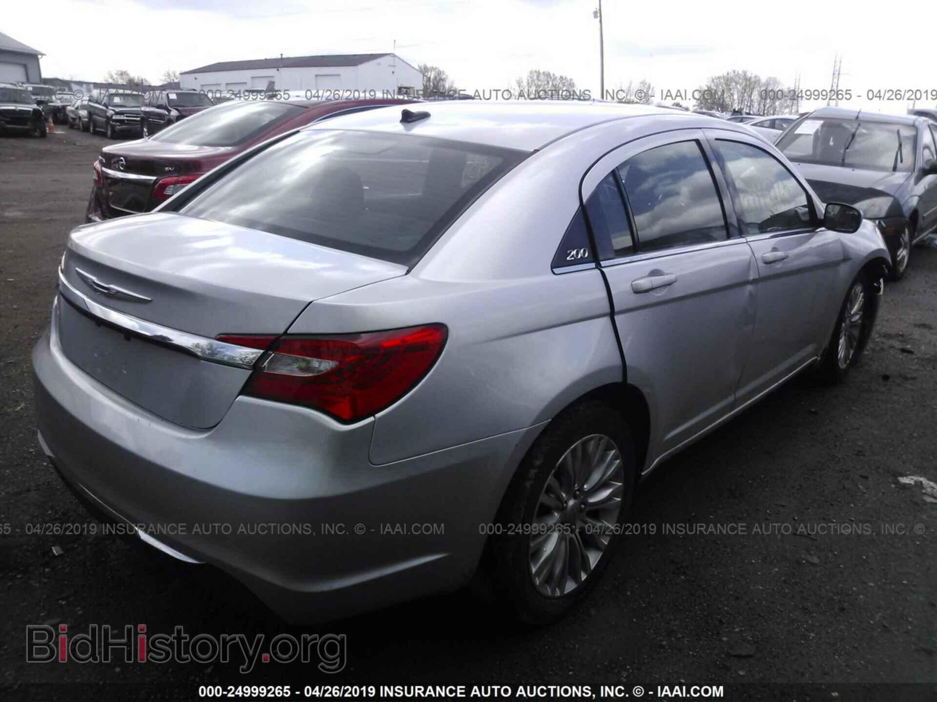 2012 CHRYSLER 200 - VIN: 1C3CCBAB9CN100495 - Фото 4