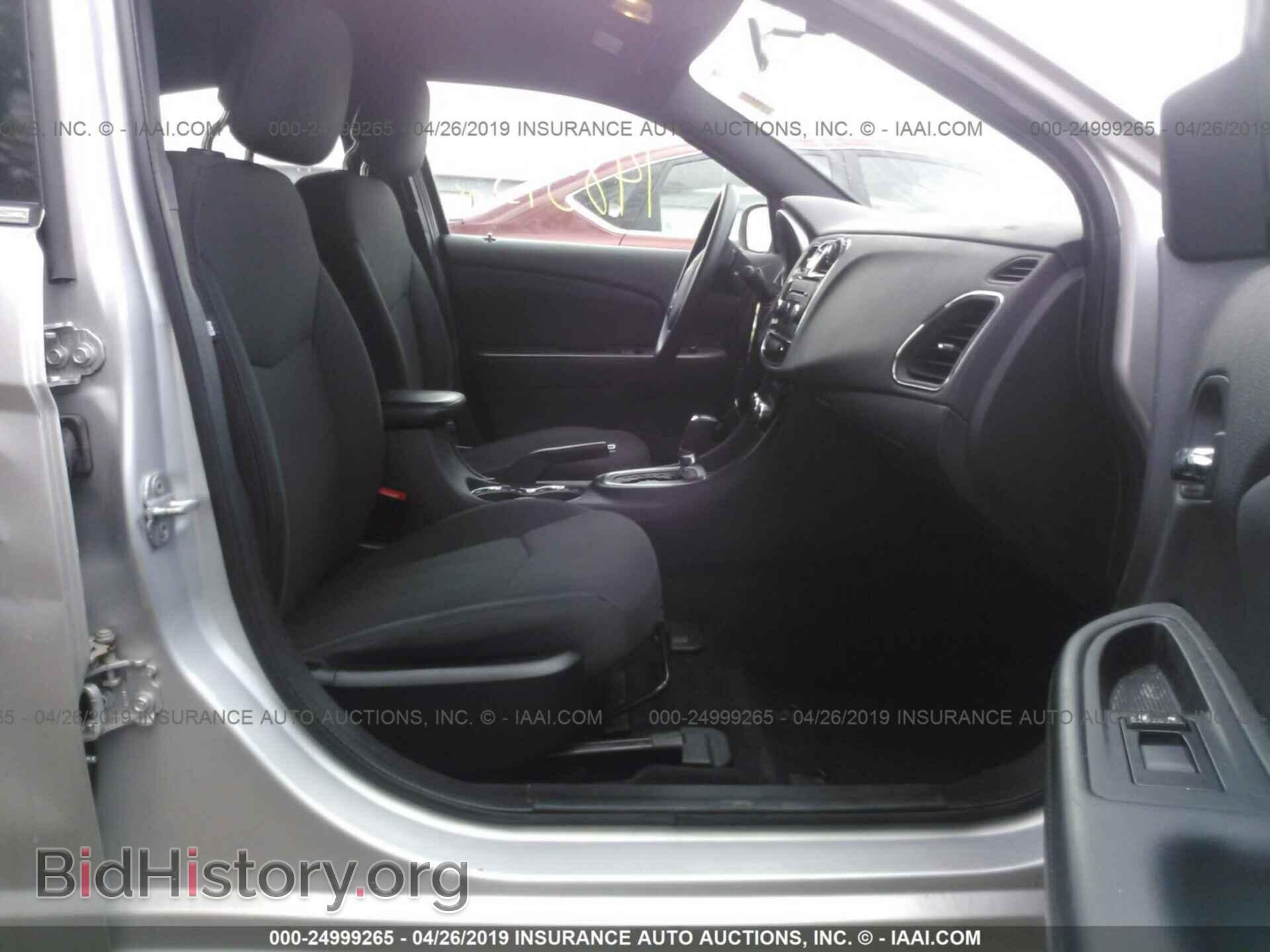 2012 CHRYSLER 200 - VIN: 1C3CCBAB9CN100495 - Фото 5