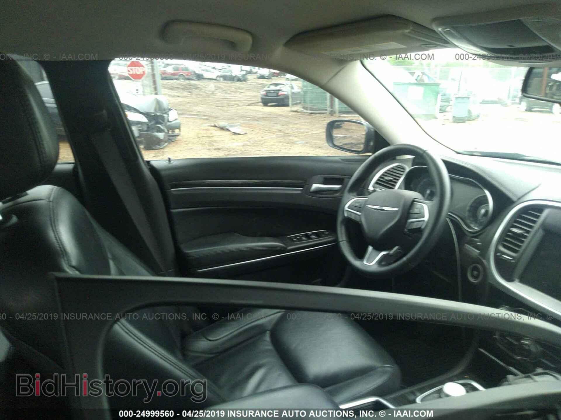 2016 CHRYSLER 300 - VIN: 2C3CCAAG8GH189383 - Фото 5