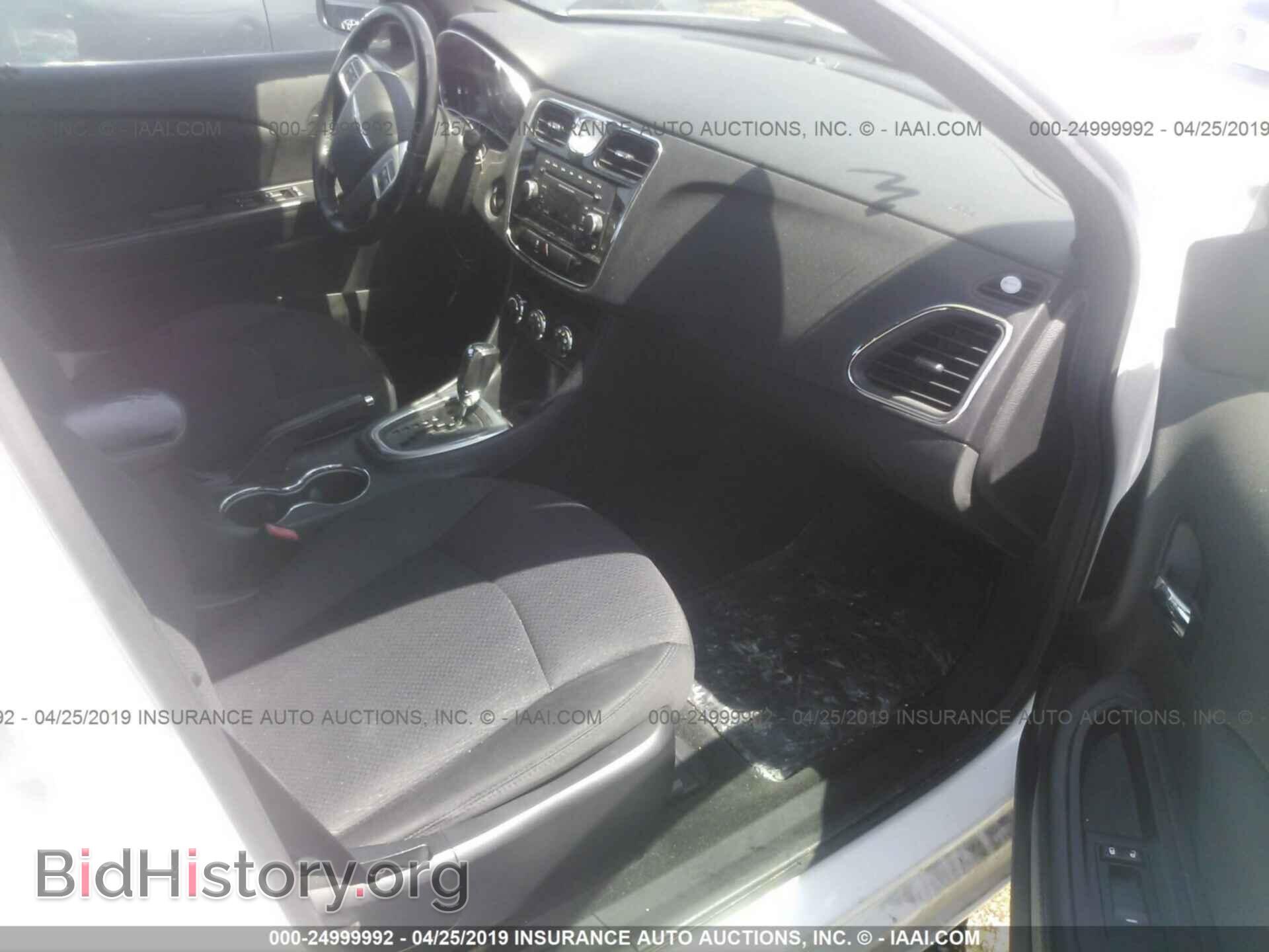 2012 CHRYSLER 200 - VIN: 1C3CCBBB2CN201067 - Фото 5