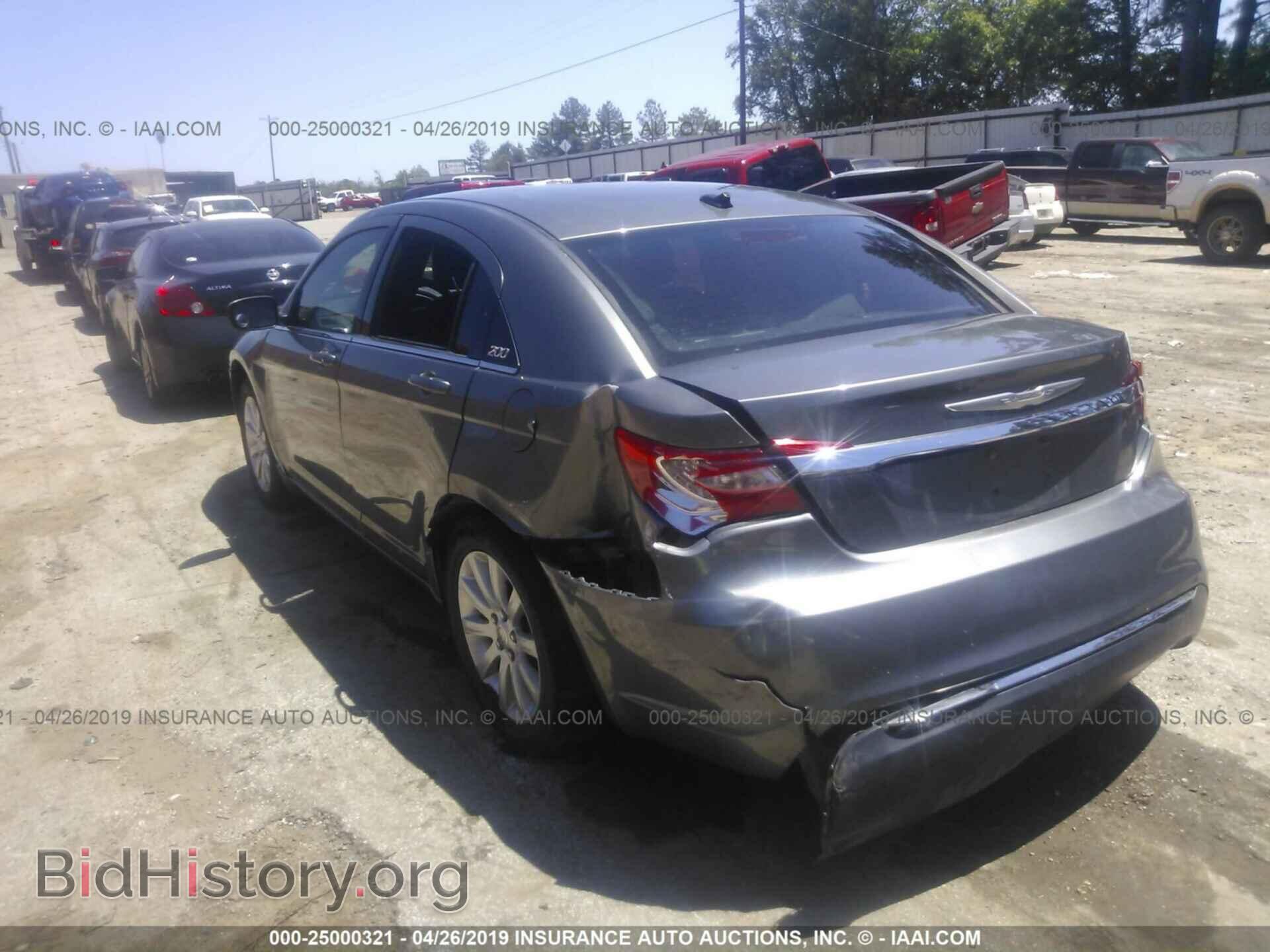 2012 CHRYSLER 200 - VIN: 1C3CCBAB0CN138620 - Фото 3