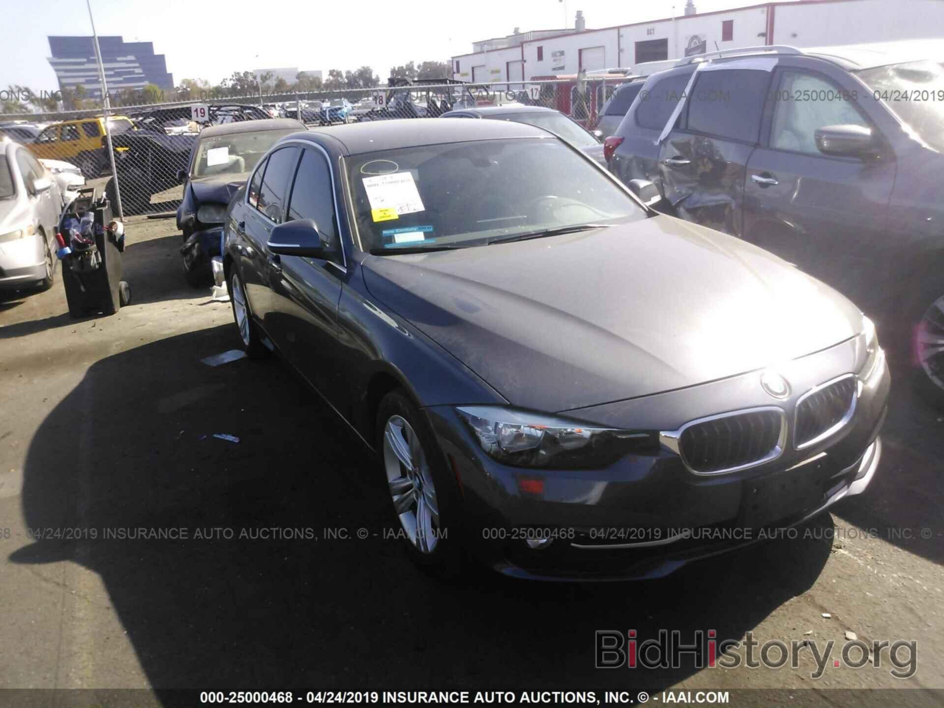 Photo WBA8B9G35HNU54273 - BMW 330 2017