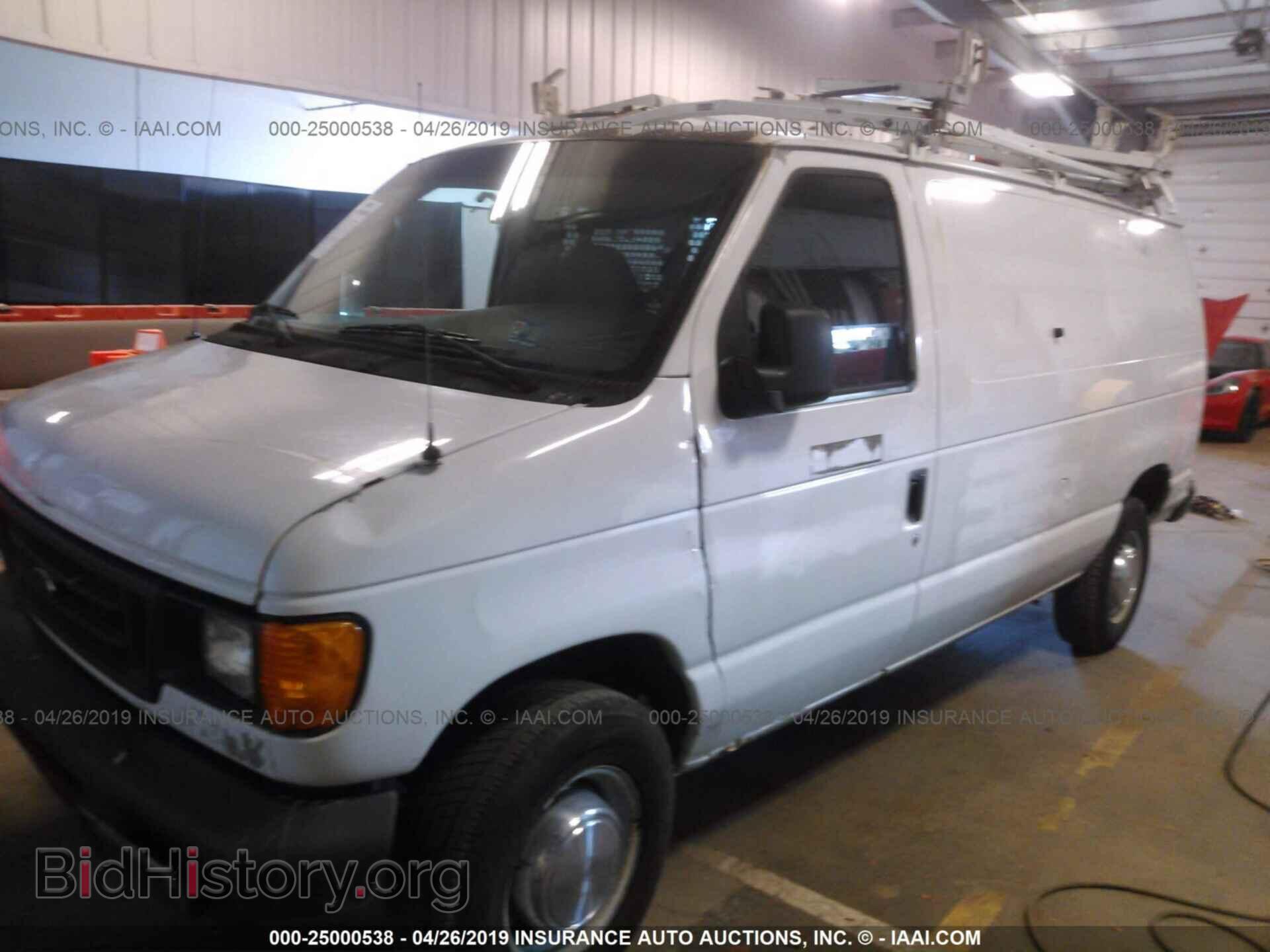 2006 FORD ECONOLINE - VIN: 1FTNE24L16DA69871 - Фото 2