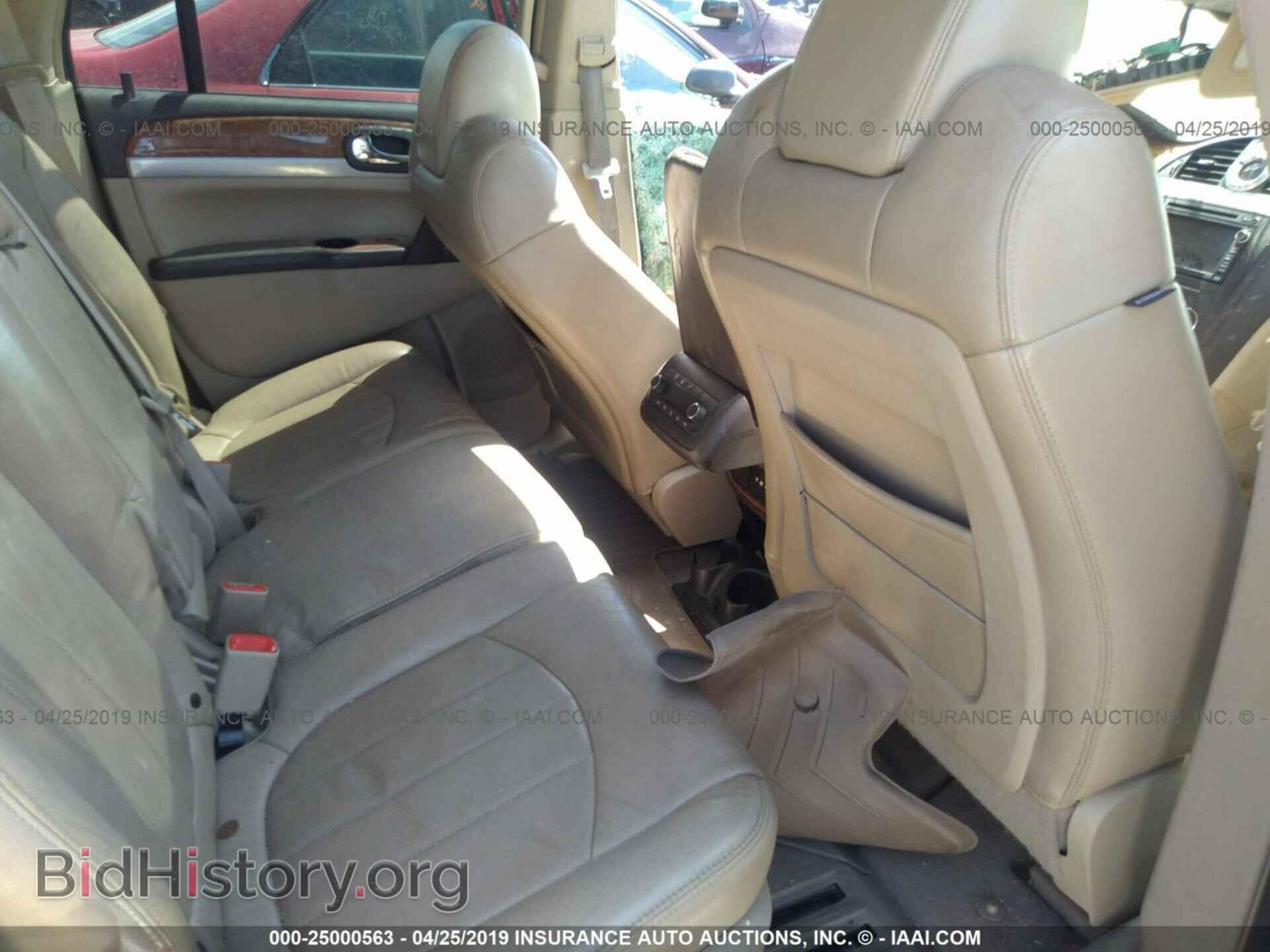 2008 BUICK ENCLAVE - VIN: 5GAEV23788J185403 - Photo 8