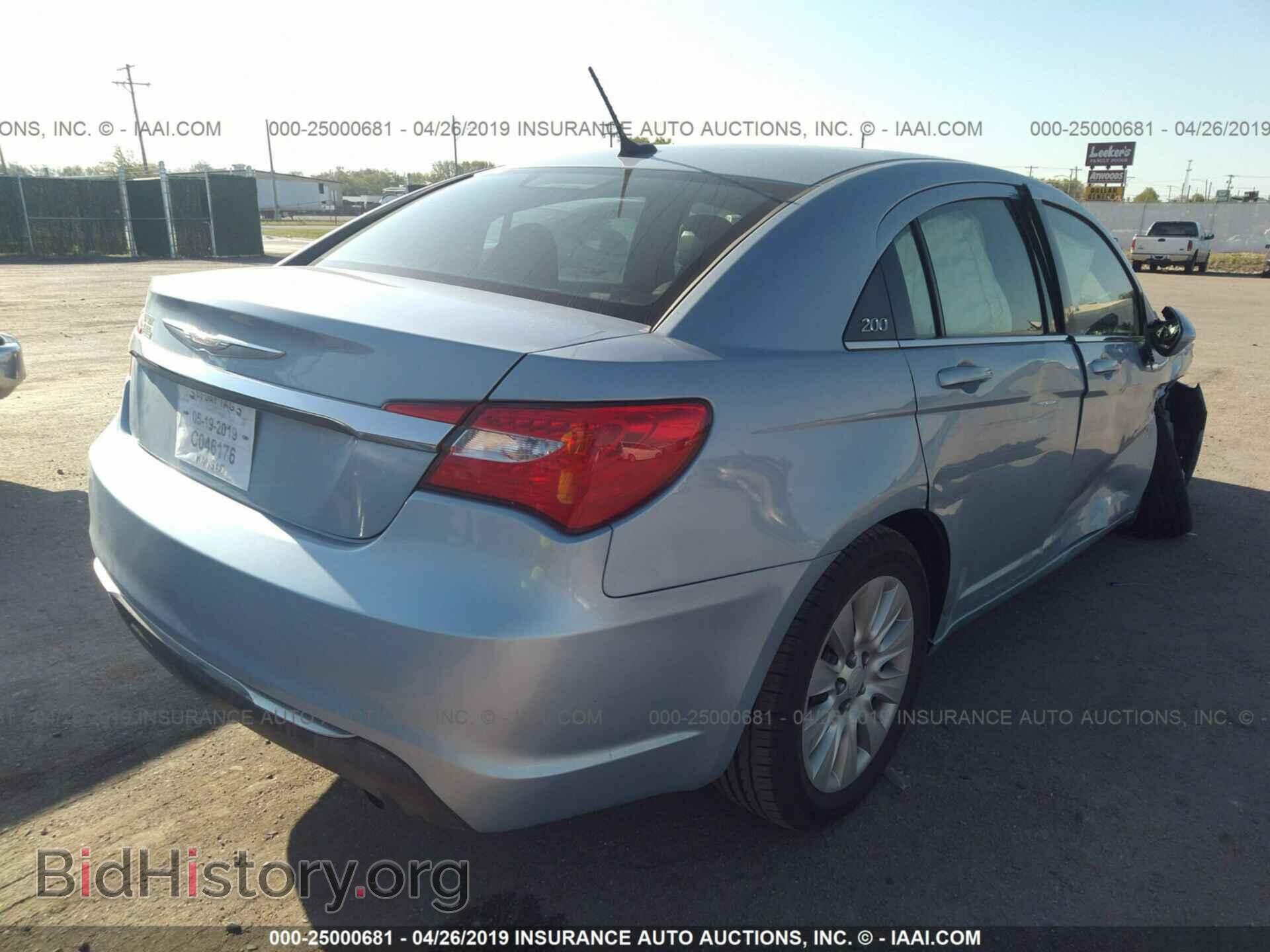2014 CHRYSLER 200 - VIN: 1C3CCBAB2EN210355 - Фото 4