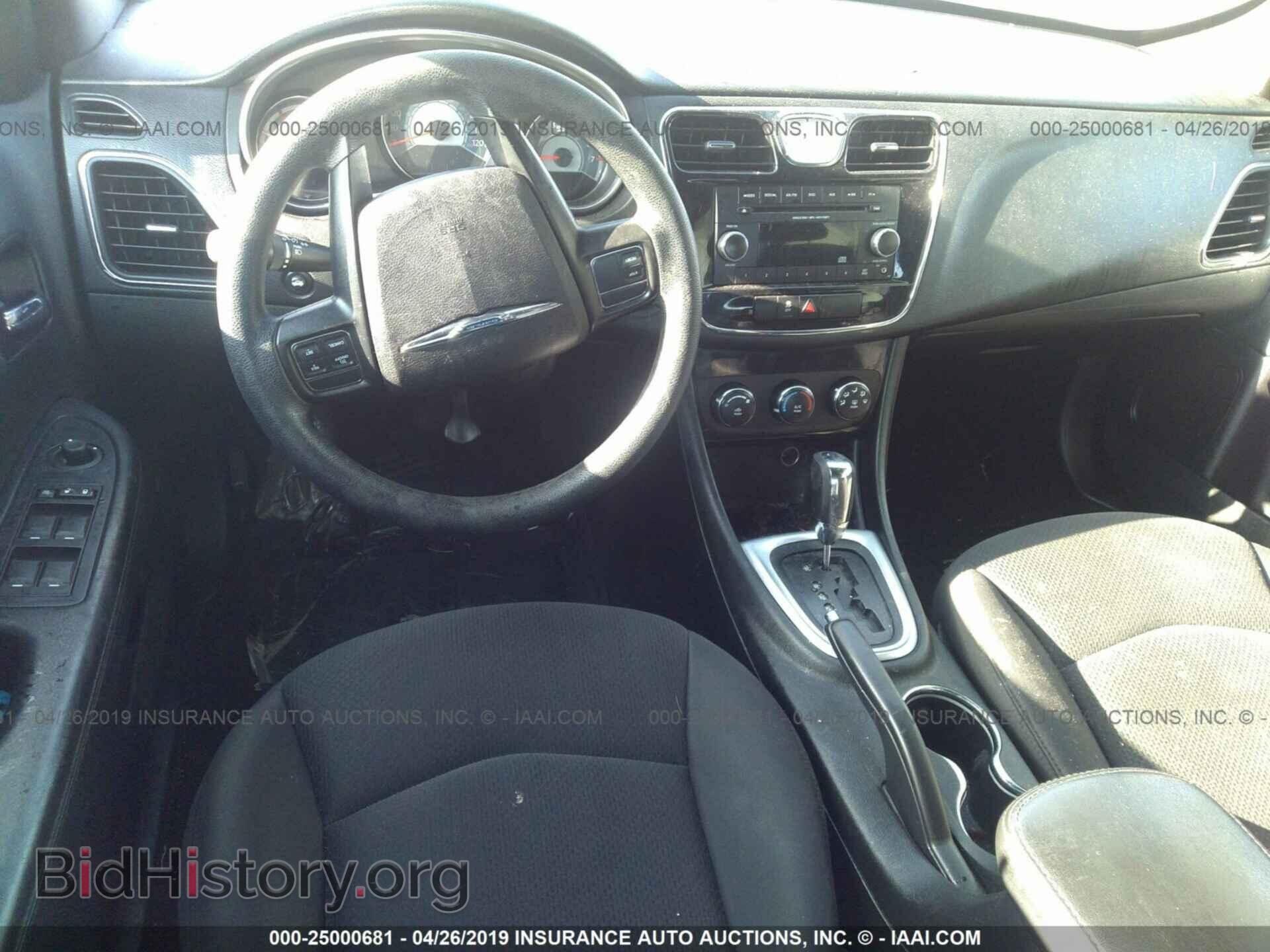 2014 CHRYSLER 200 - VIN: 1C3CCBAB2EN210355 - Фото 5