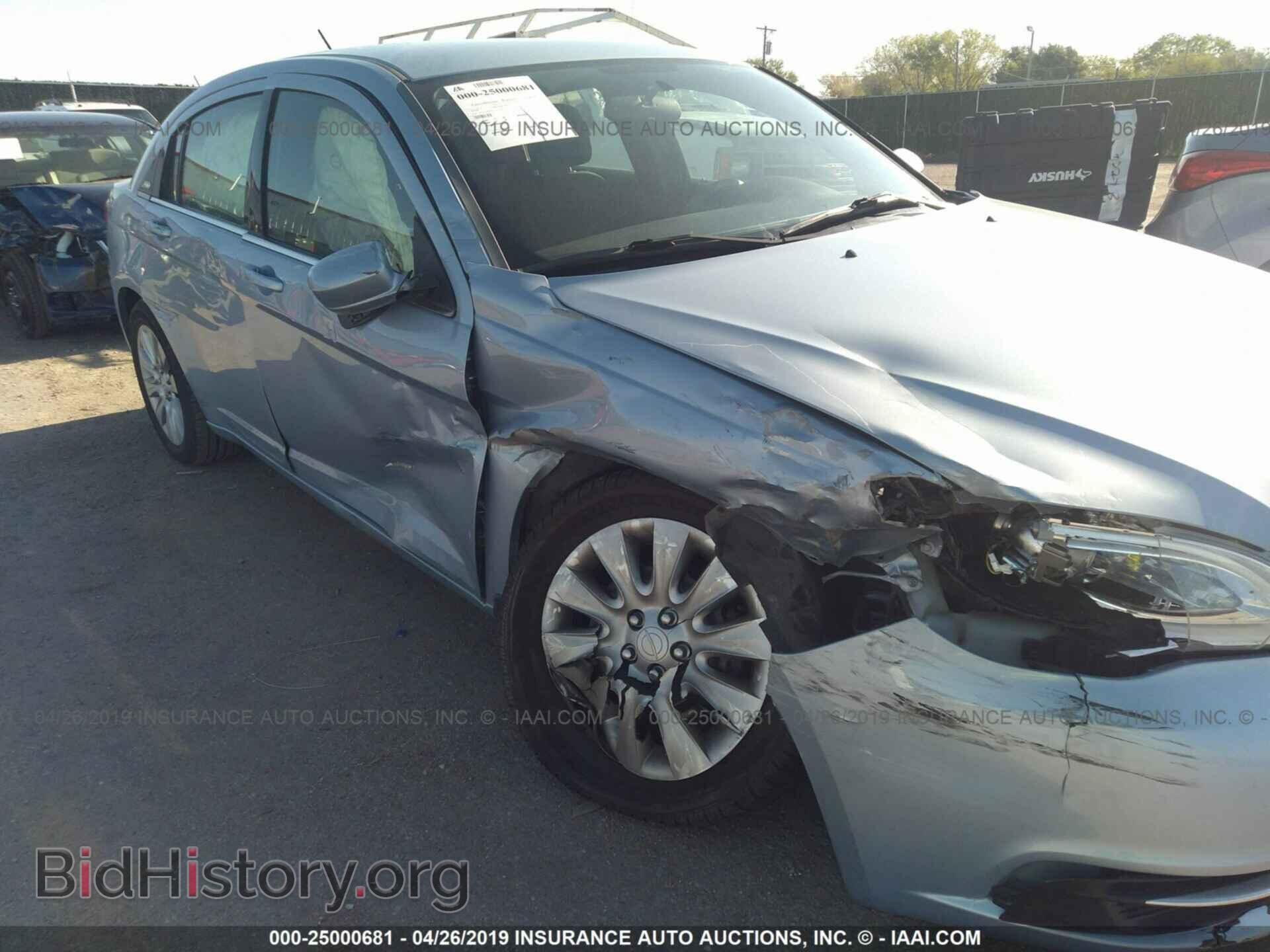 2014 CHRYSLER 200 - VIN: 1C3CCBAB2EN210355 - Фото 6