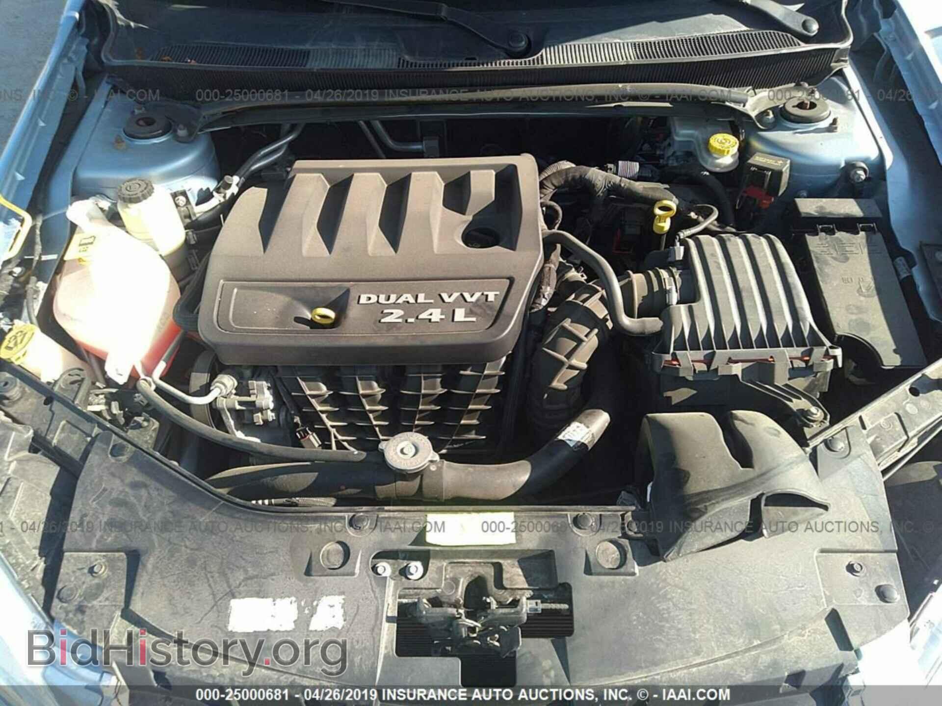 2014 CHRYSLER 200 - VIN: 1C3CCBAB2EN210355 - Фото 10