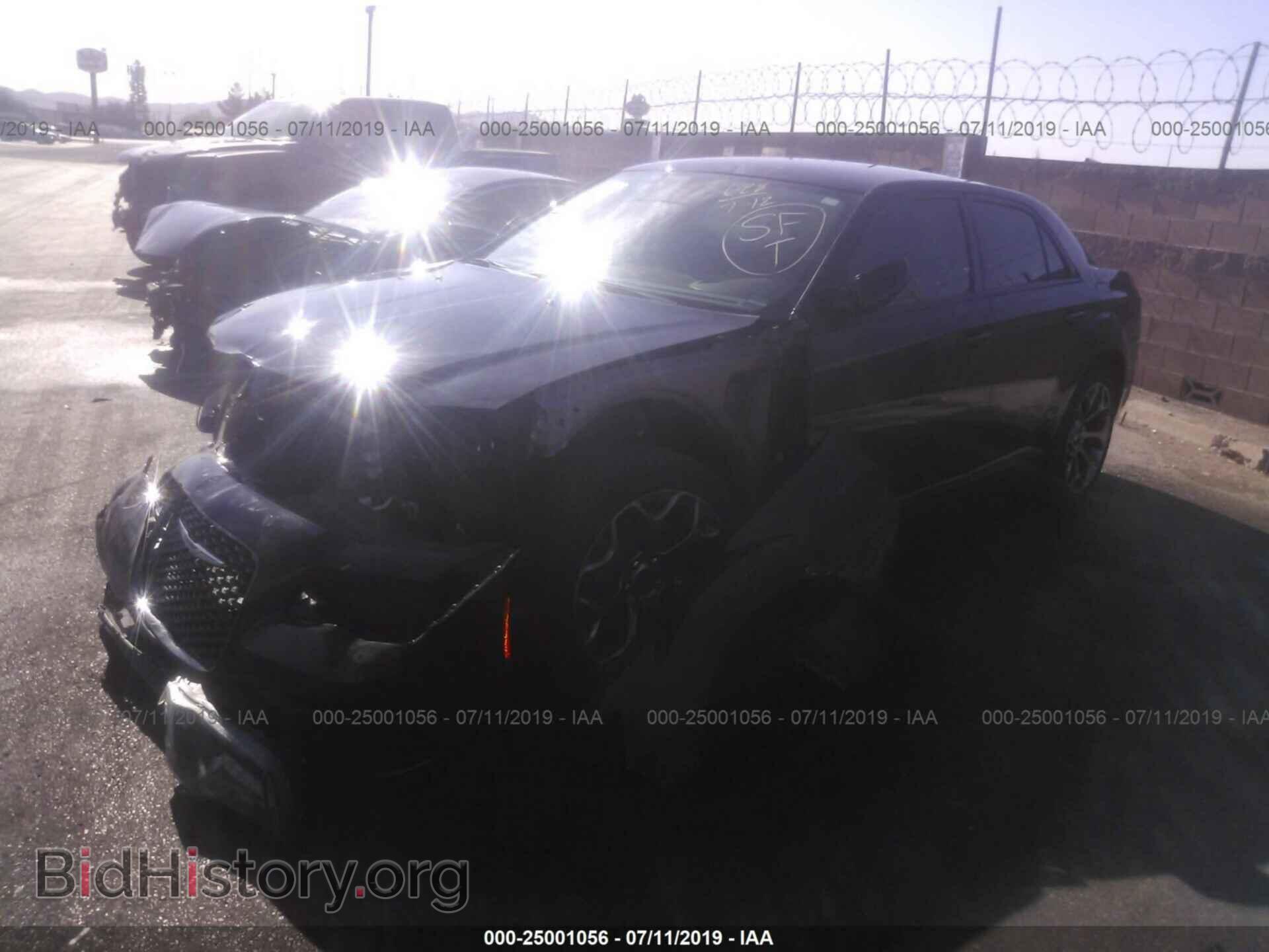 2018 CHRYSLER 300 - VIN: 2C3CCAAG2JH281998 - Фото 2