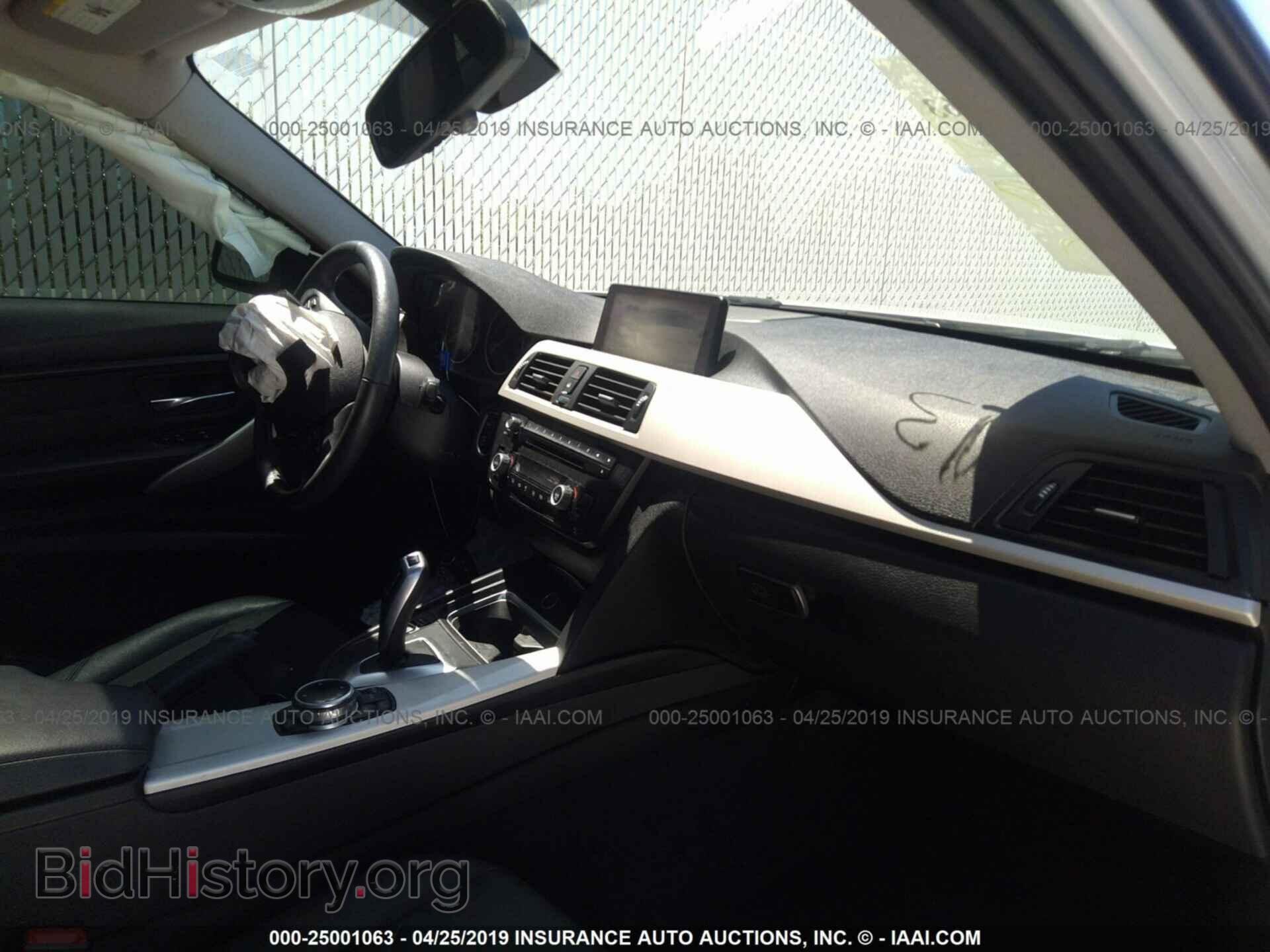 2014 BMW 320 - VIN: WBA3B1G51ENT00913 - Photo 5
