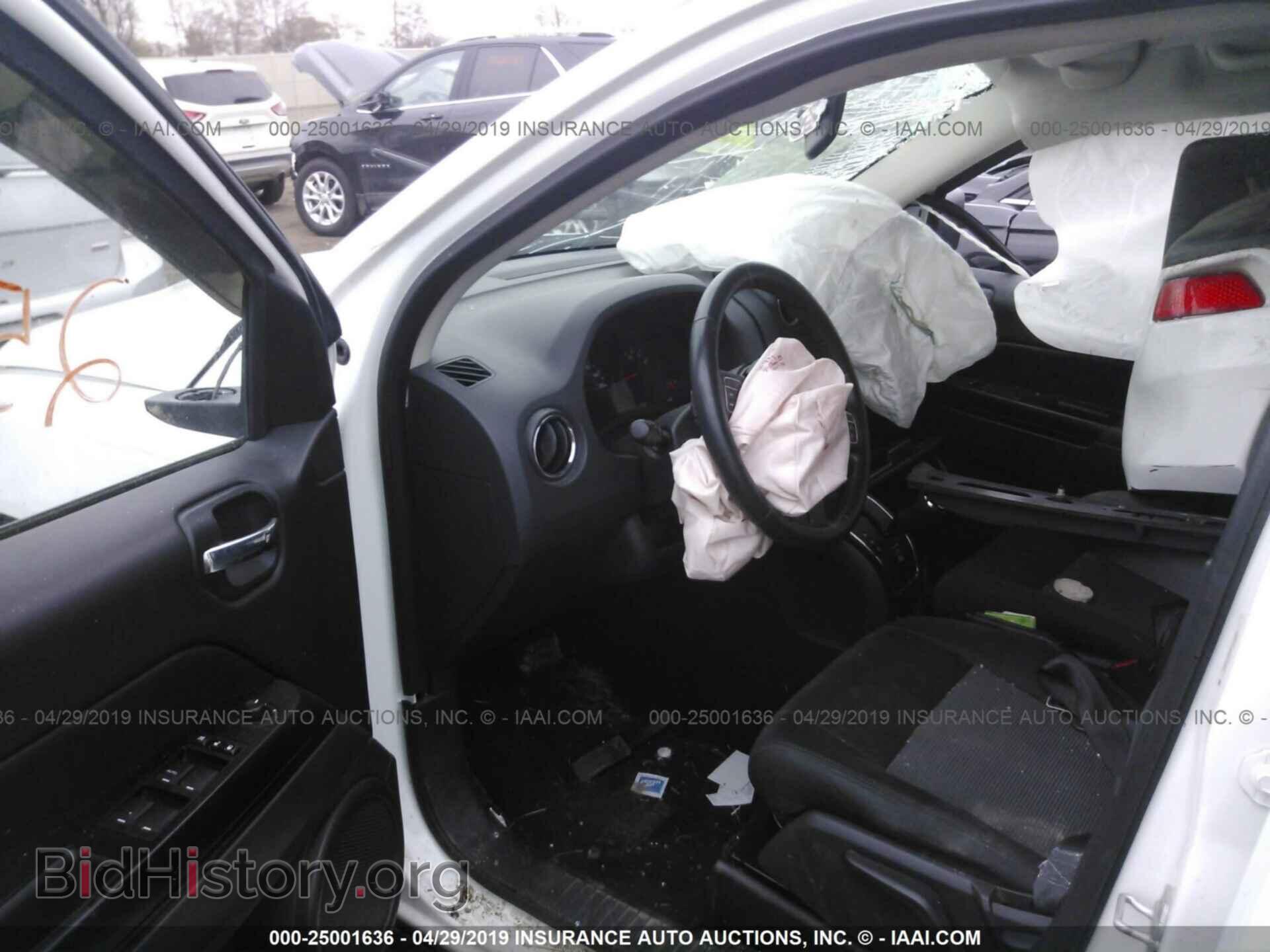 2011 JEEP COMPASS - VIN: 1J4NF1FB5BD283763 - Фото 5