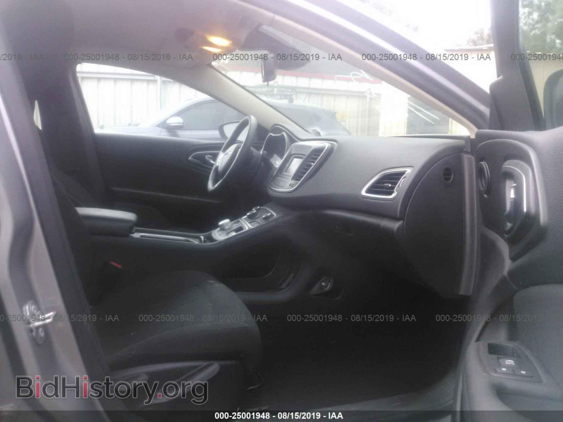 2016 CHRYSLER 200 - VIN: 1C3CCCAB8GN154155 - Фото 5