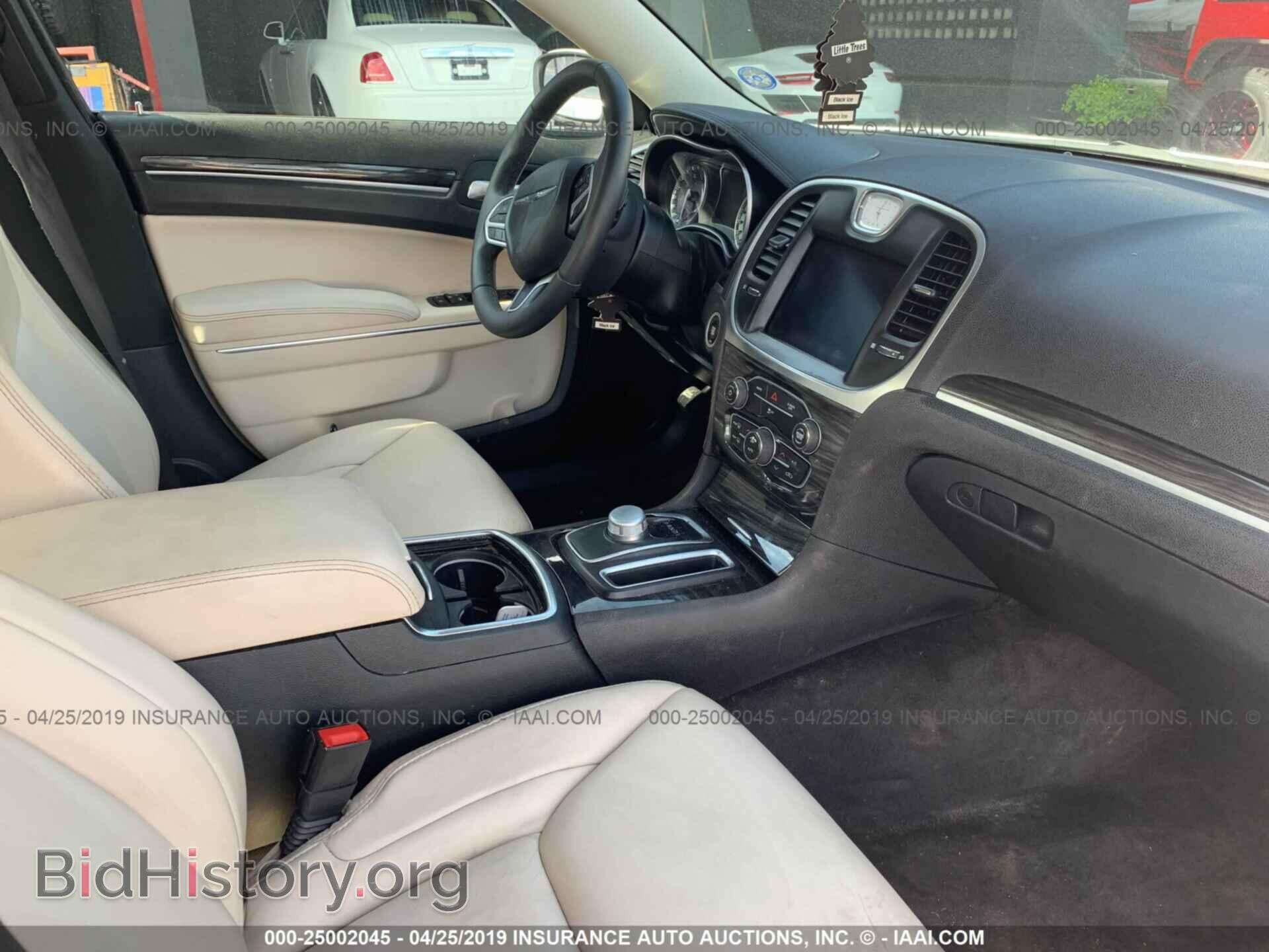 2017 CHRYSLER 300 - VIN: 2C3CCAAG5HH626886 - Фото 5