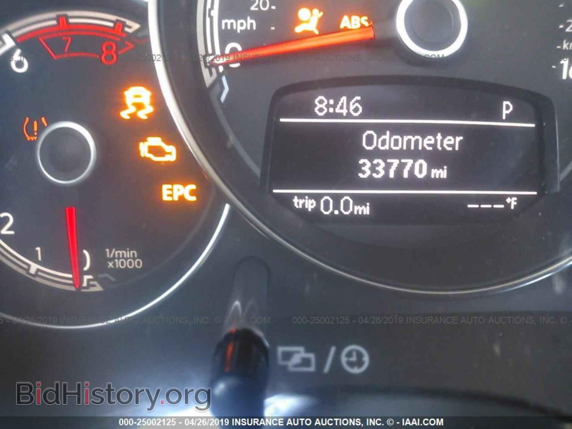 2017 VOLKSWAGEN BEETLE - VIN: 3VWF17AT9HM618142 - Фото 7