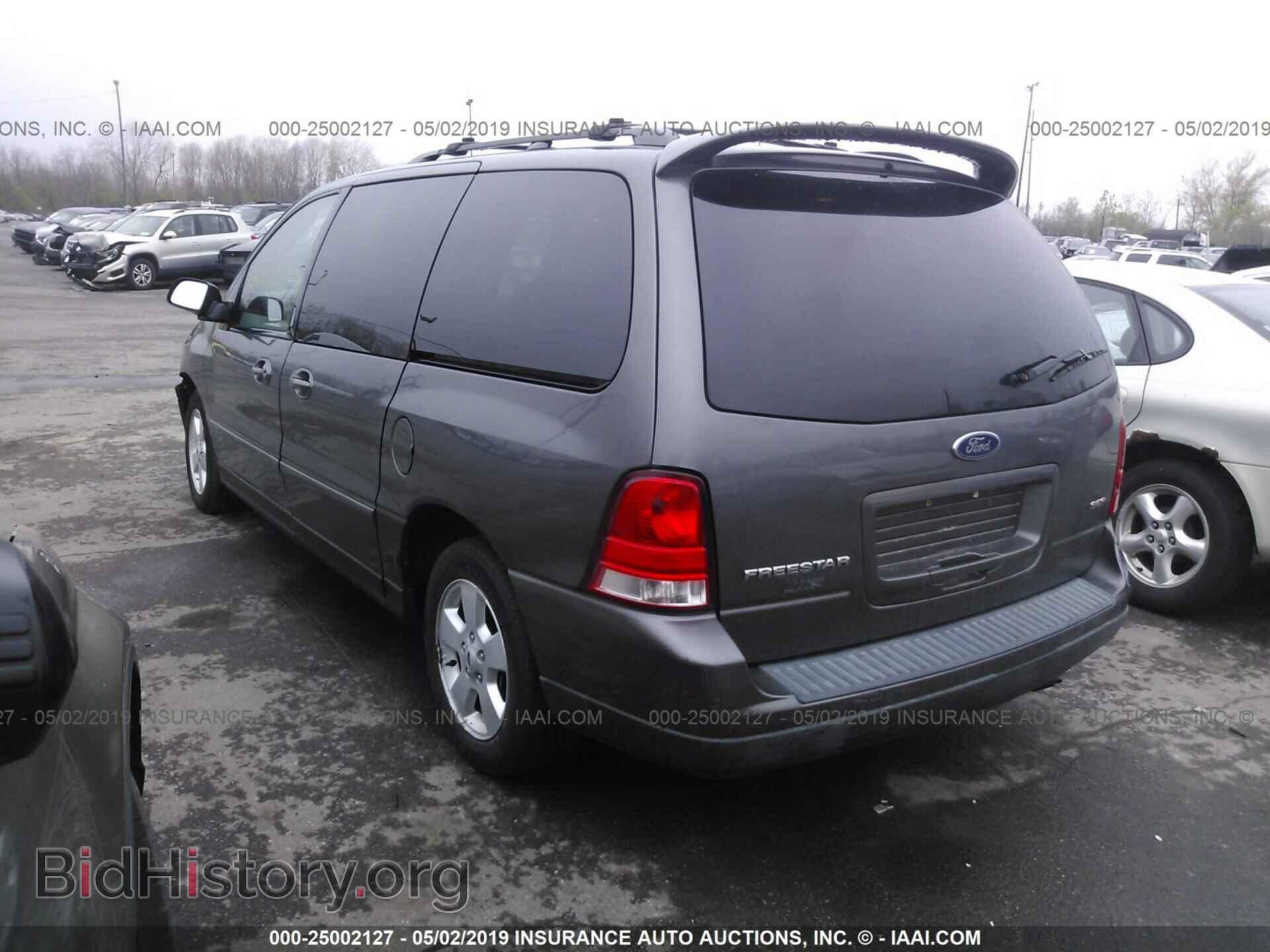 2005 FORD FREESTAR - VIN: 2FMZA57615BA22019 - Фото 3