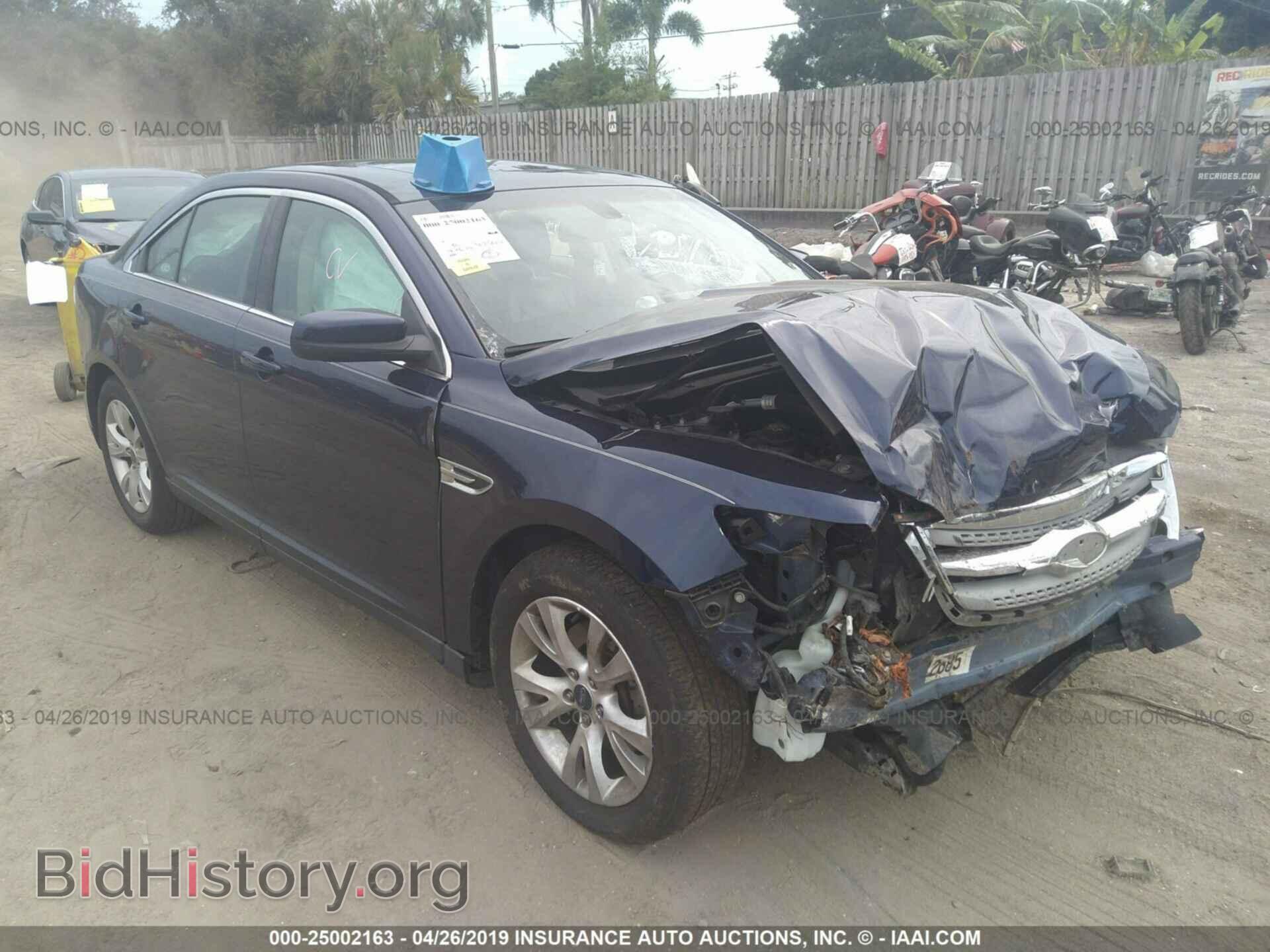 Фотография 1FAHP2EW0BG186825 - FORD TAURUS 2011