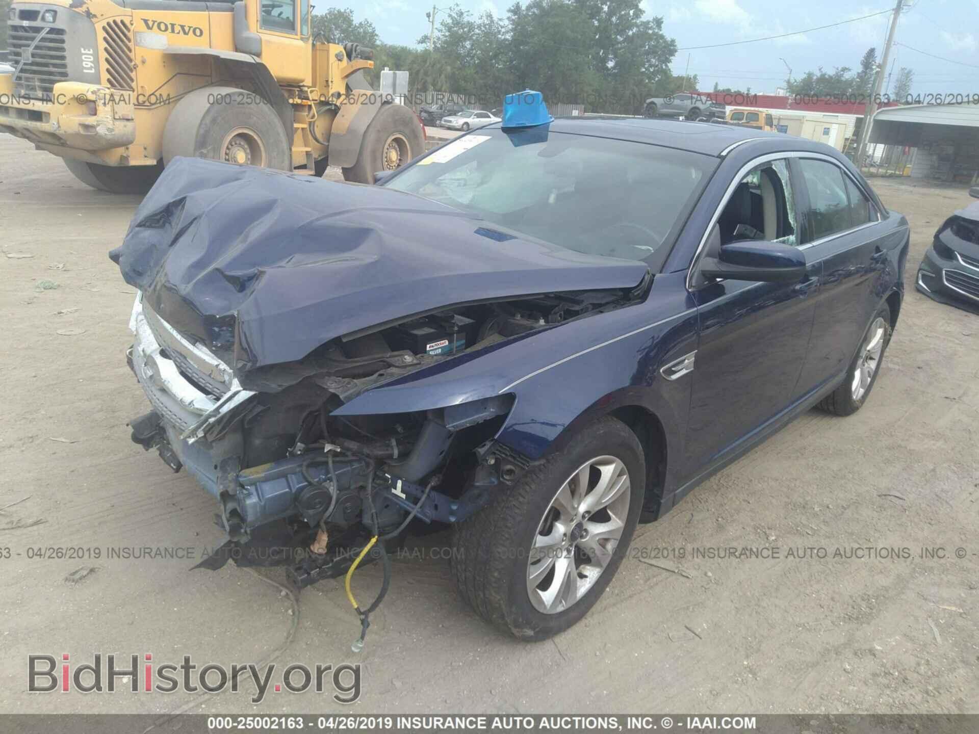2011 FORD TAURUS - VIN: 1FAHP2EW0BG186825 - Фото 2