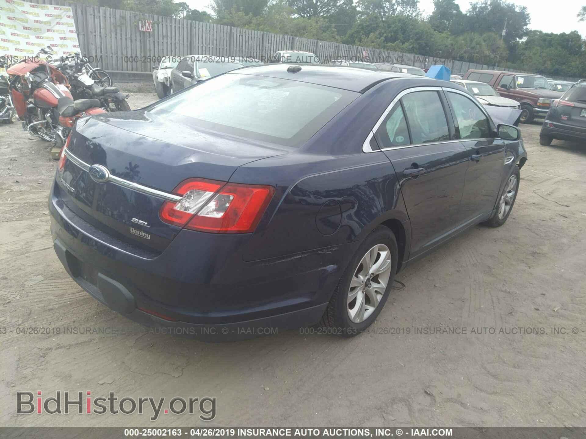 2011 FORD TAURUS - VIN: 1FAHP2EW0BG186825 - Фото 4