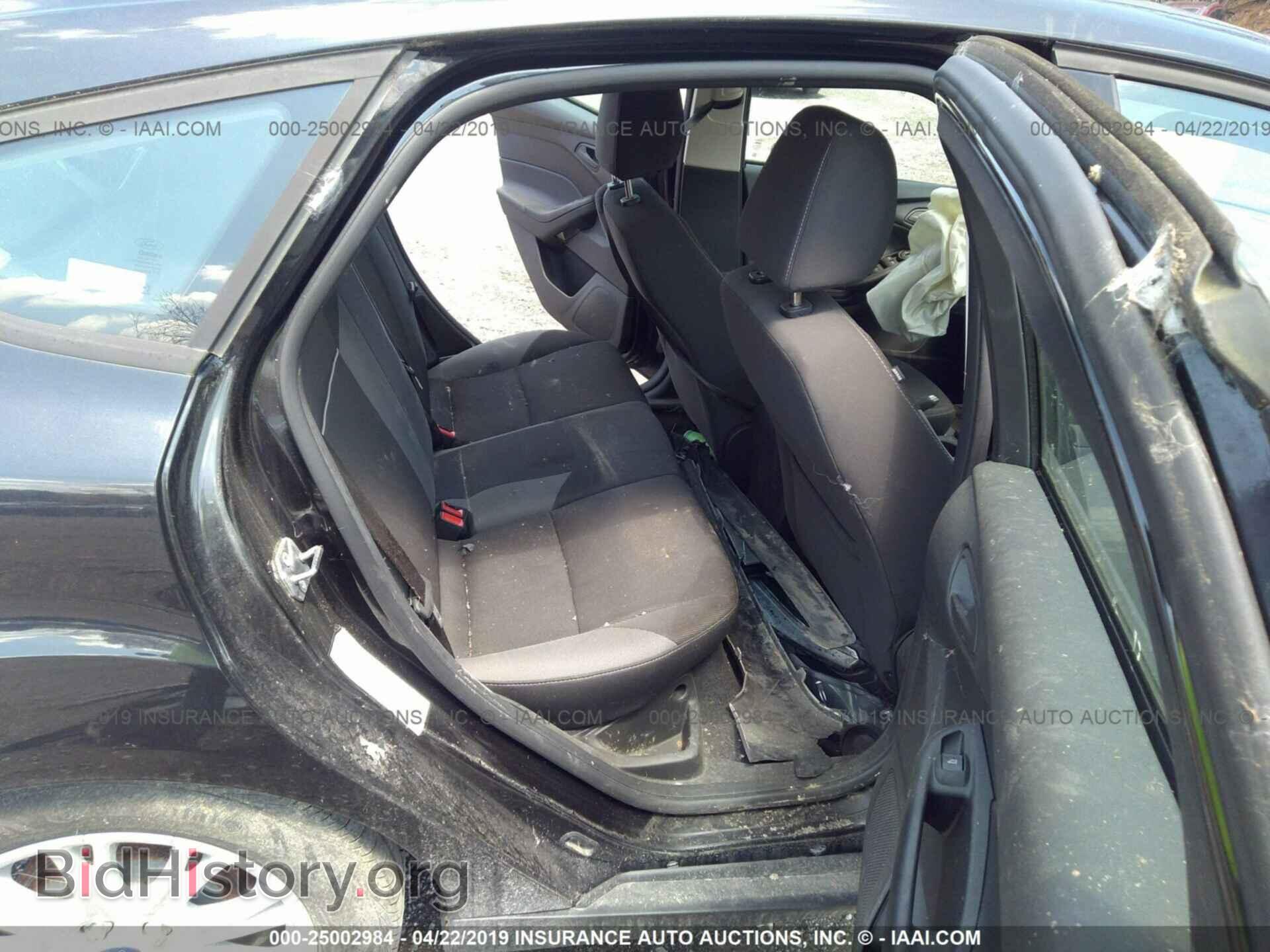 2012 Ford Focus - VIN: 1FAHP3K2XCL394629 - Photo 8