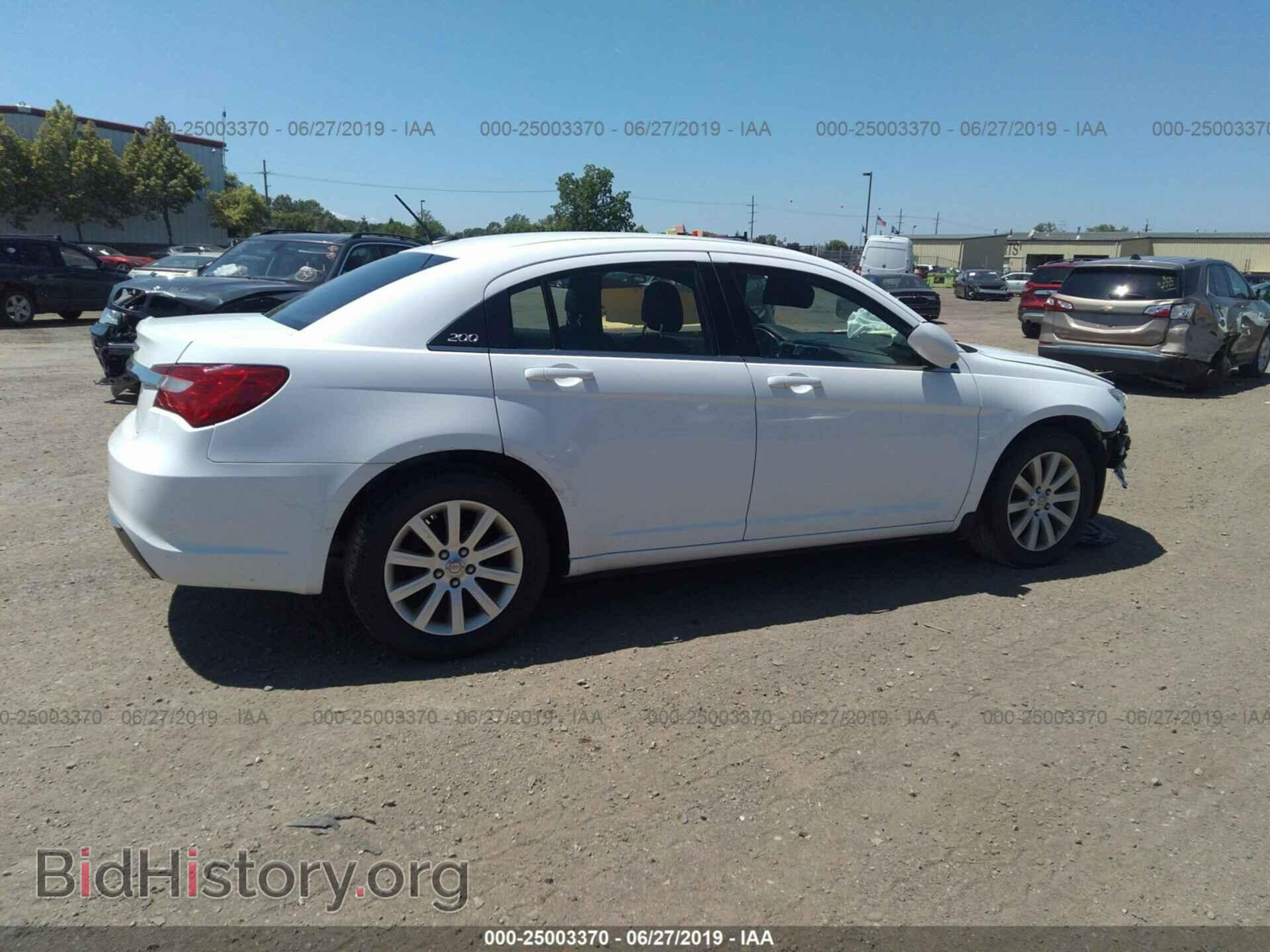 2014 CHRYSLER 200 - VIN: 1C3CCBBB4EN183514 - Фото 4