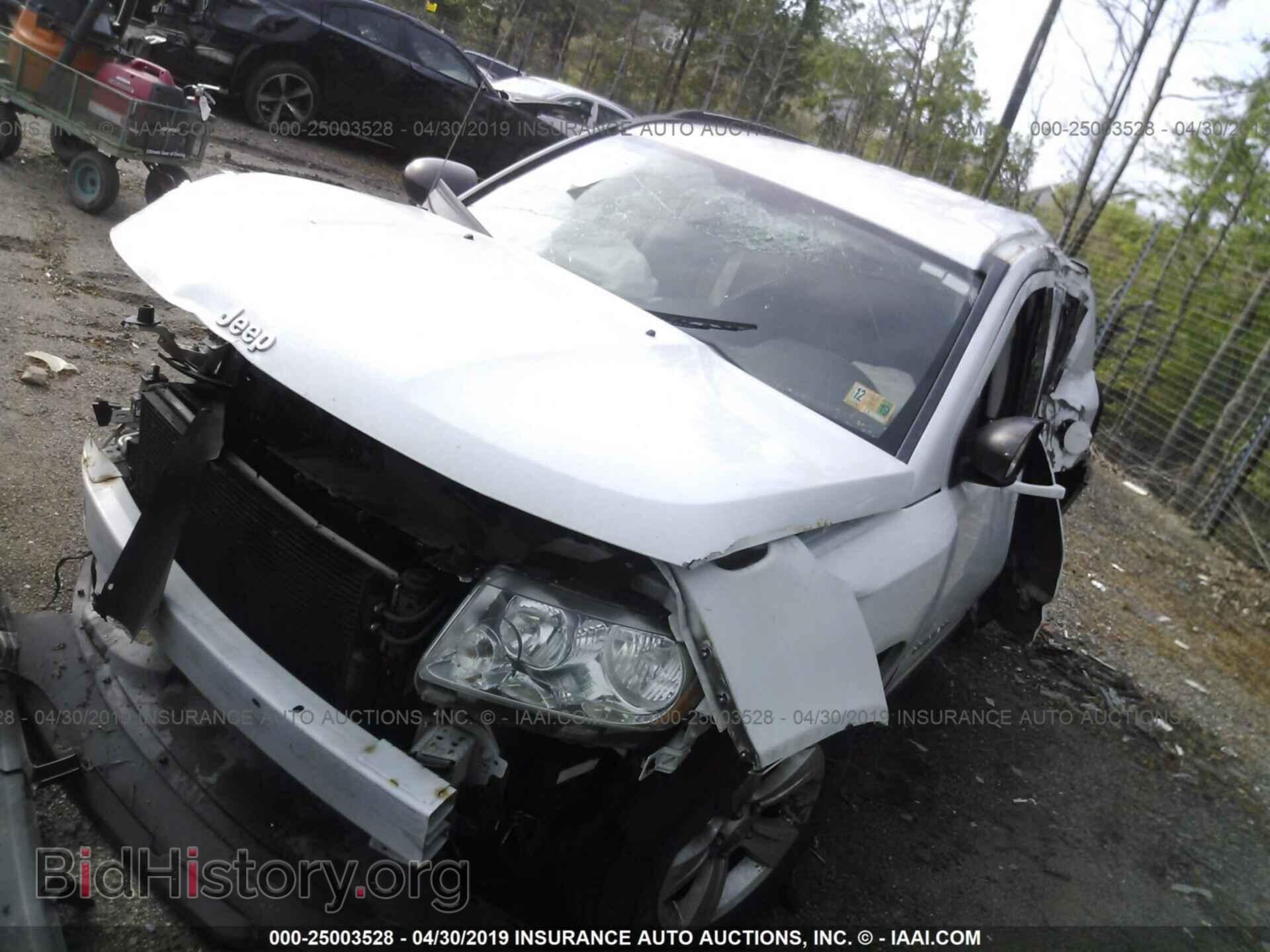 2011 JEEP COMPASS - VIN: 1J4NT1FB6BD288298 - Фото 2