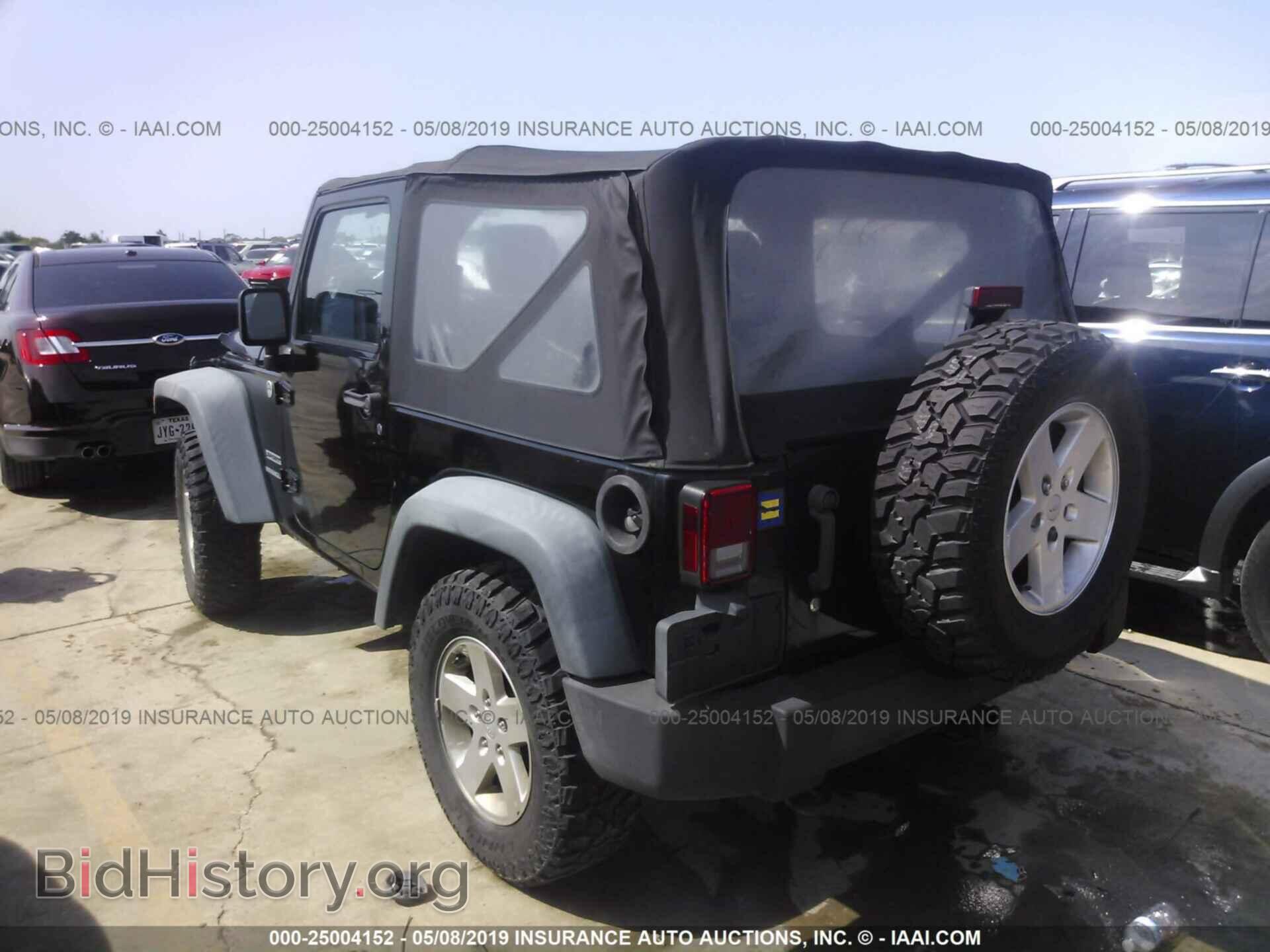 2011 JEEP WRANGLER - VIN: 1J4AA2D18BL545200 - Фото 3