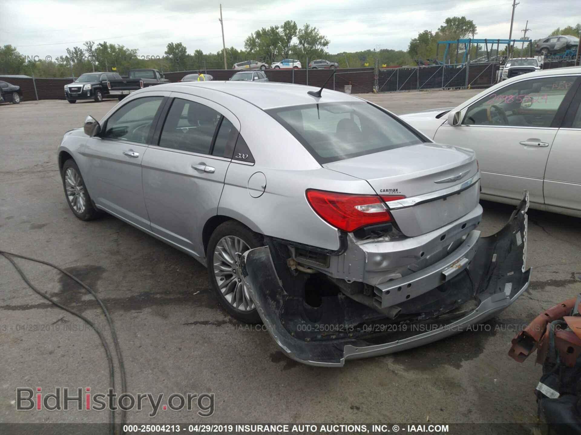 2012 CHRYSLER 200 - VIN: 1C3CCBCG0CN326370 - Фото 3