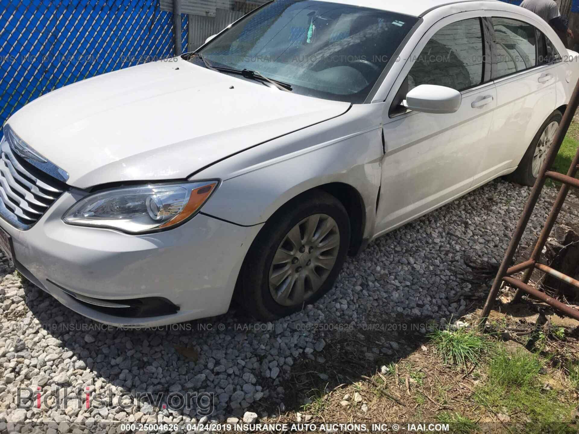 2013 CHRYSLER 200 - VIN: 1C3CCBAG7DN627352 - Photo 2