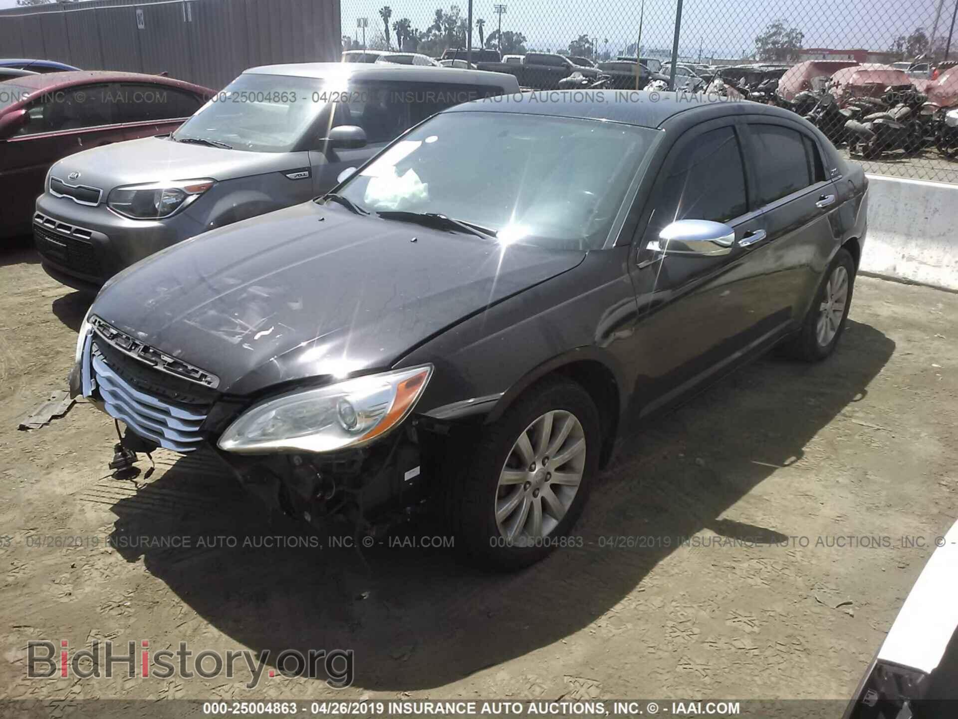 2013 CHRYSLER 200 - VIN: 1C3CCBCG7DN528107 - Photo 2