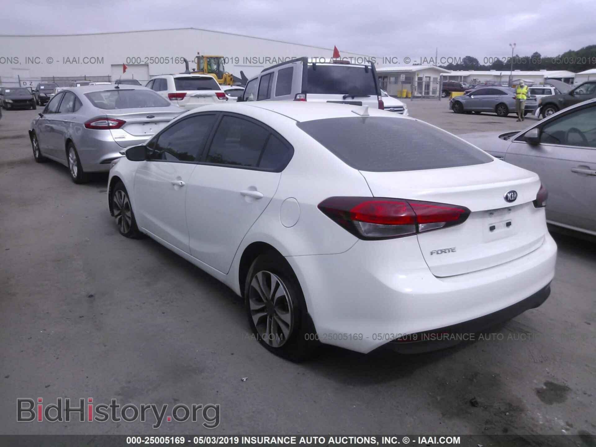 2017 KIA FORTE - VIN: 3KPFK4A78HE060084 - Фото 3