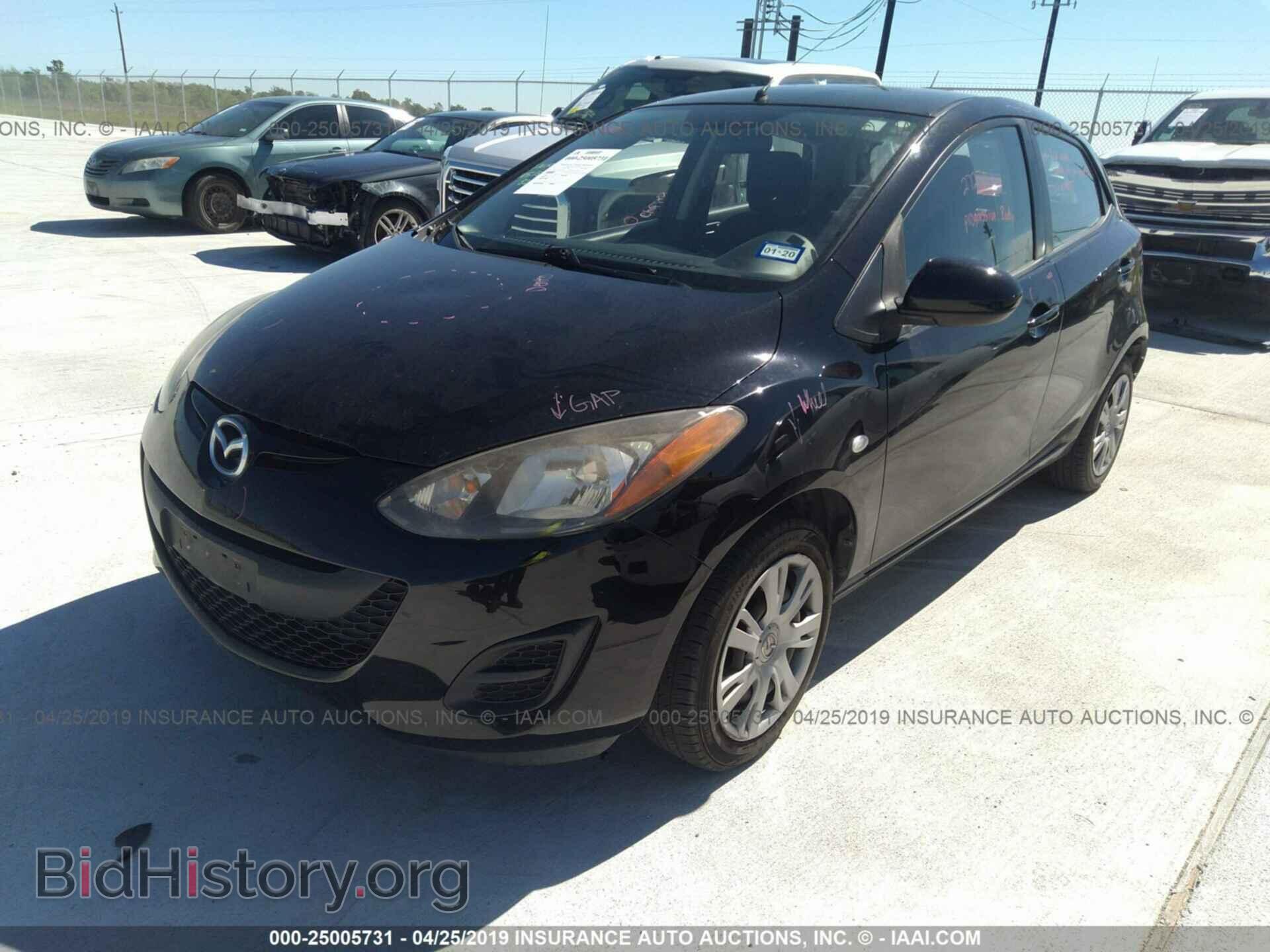 2011 MAZDA MAZDA2 - VIN: JM1DE1HY5B0123220 - Фото 2