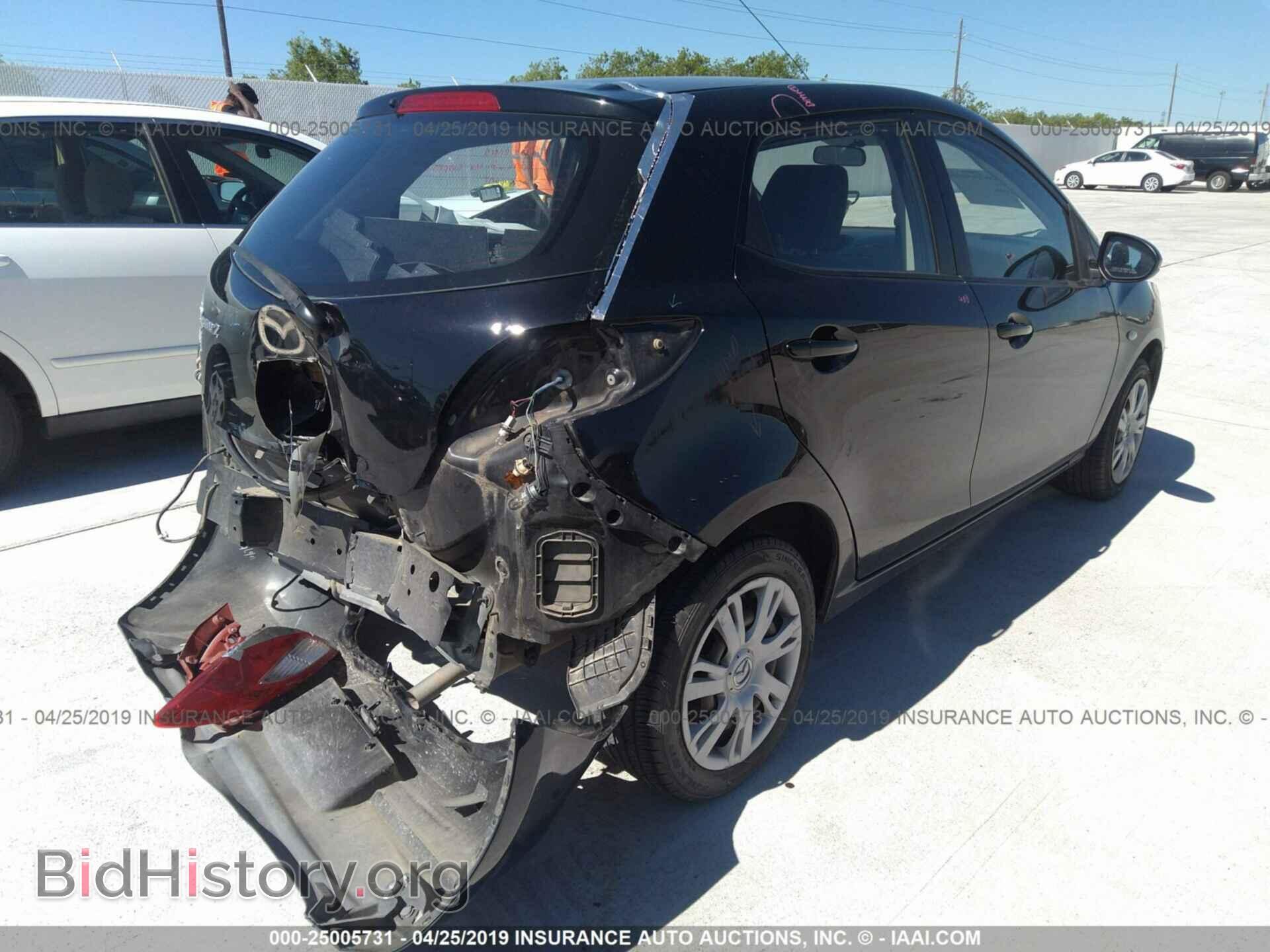 2011 MAZDA MAZDA2 - VIN: JM1DE1HY5B0123220 - Фото 4