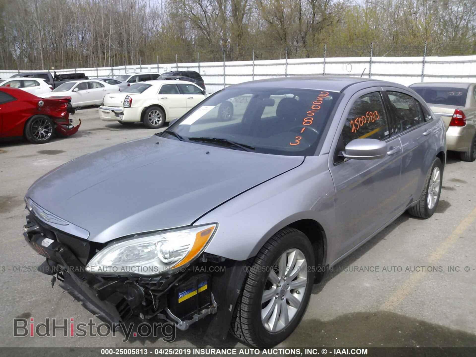 2013 CHRYSLER 200 - VIN: 1C3CCBBB7DN651685 - Photo 2