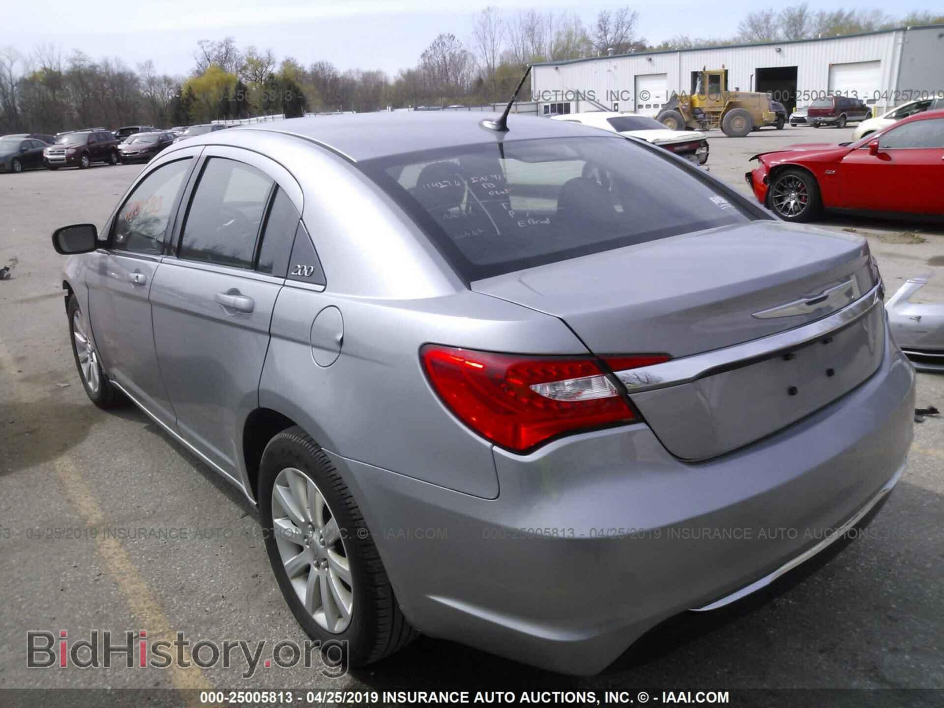 2013 CHRYSLER 200 - VIN: 1C3CCBBB7DN651685 - Photo 3
