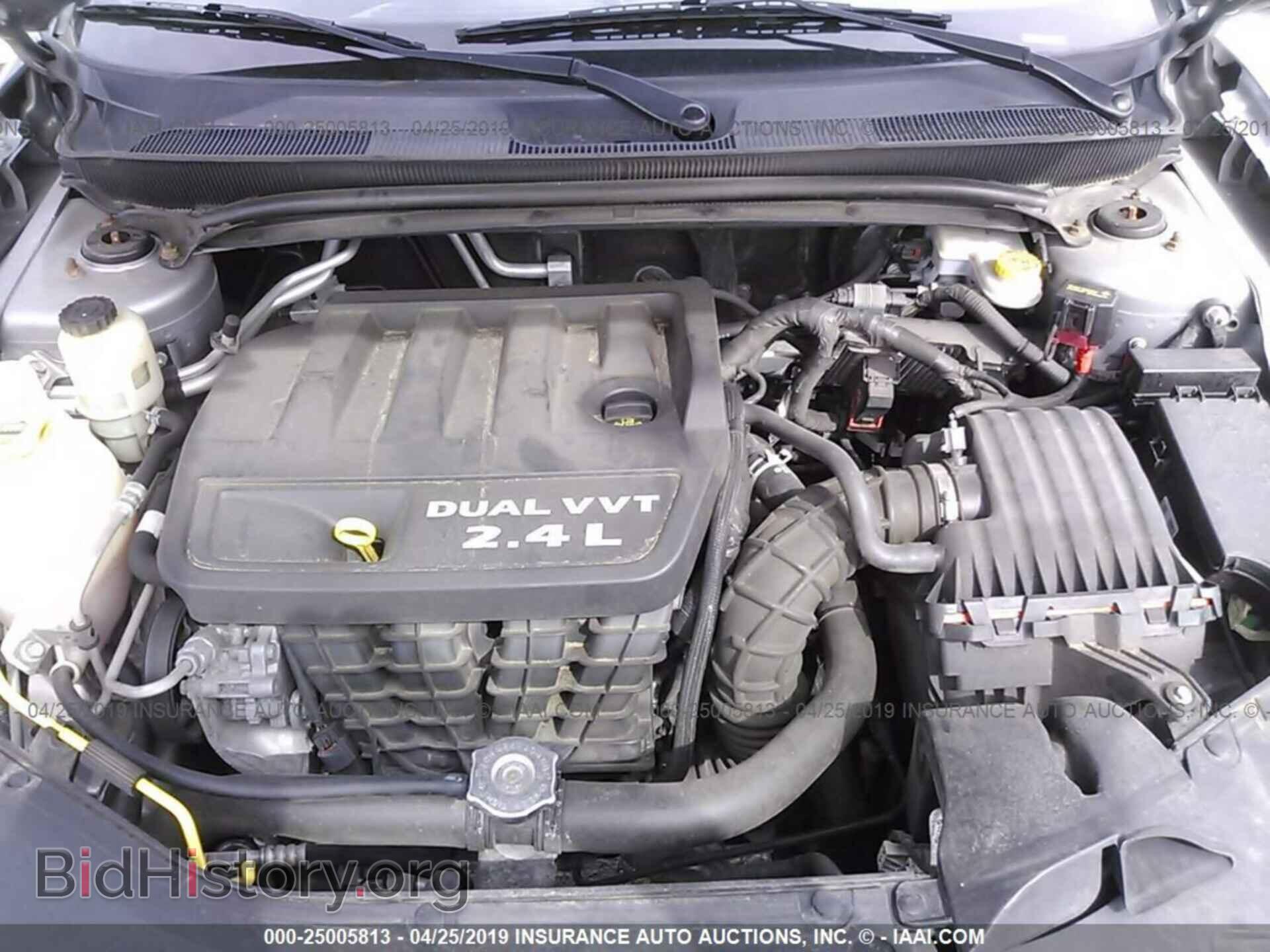 2013 CHRYSLER 200 - VIN: 1C3CCBBB7DN651685 - Photo 10