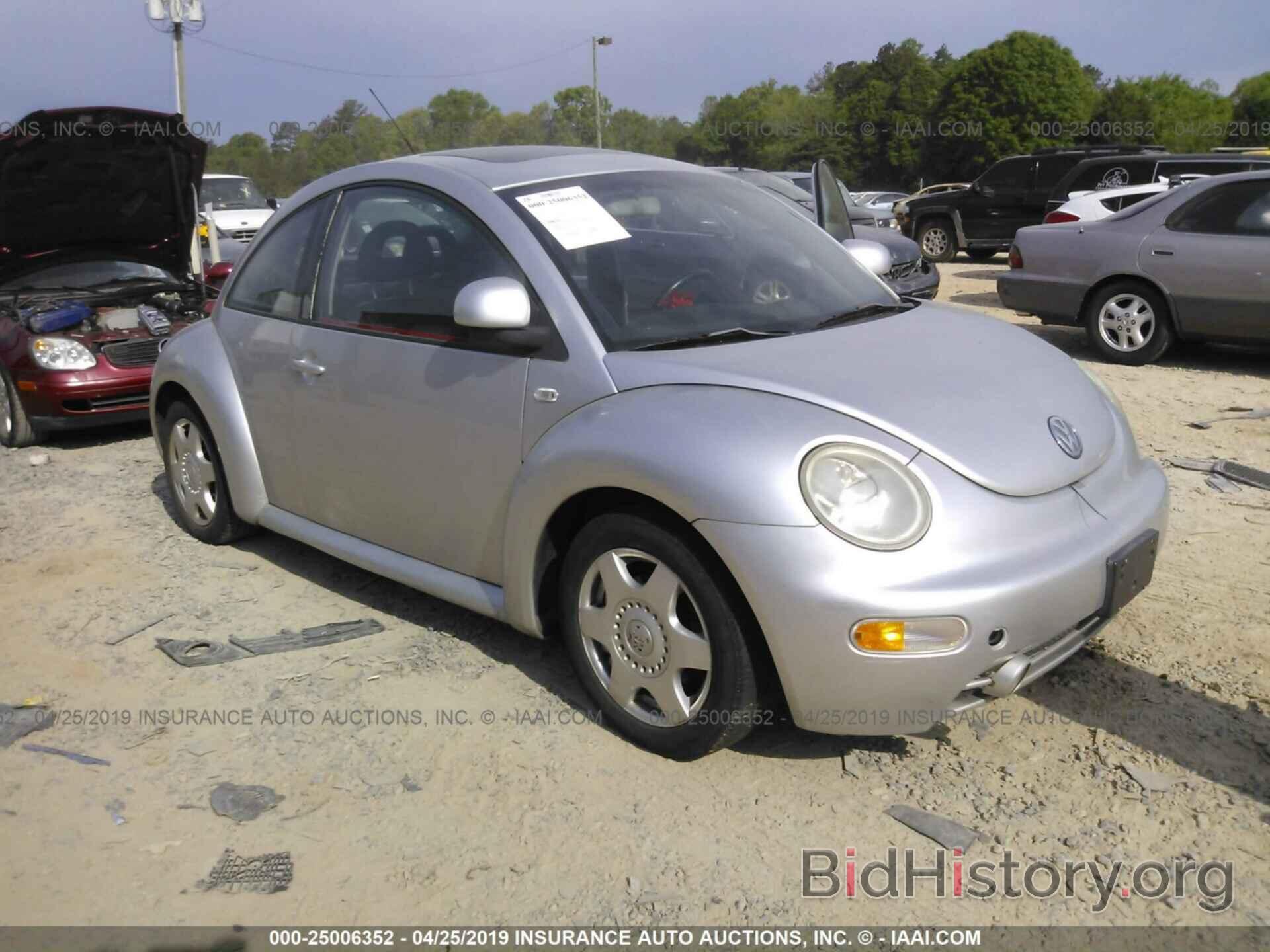 Photo 3VWCC21C3YM460235 - VOLKSWAGEN NEW BEETLE 2000