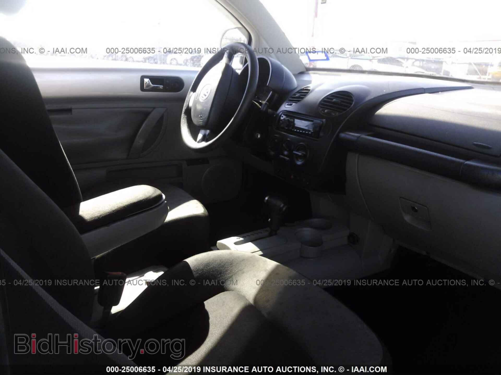 2000 VOLKSWAGEN NEW BEETLE - VIN: 3VWCA21C8YM425907 - Фото 5