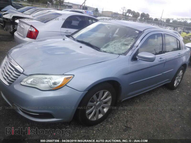 2012 Chrysler 200 (VIN 1C3CCBBB4CN190833) — фото 2 из 10