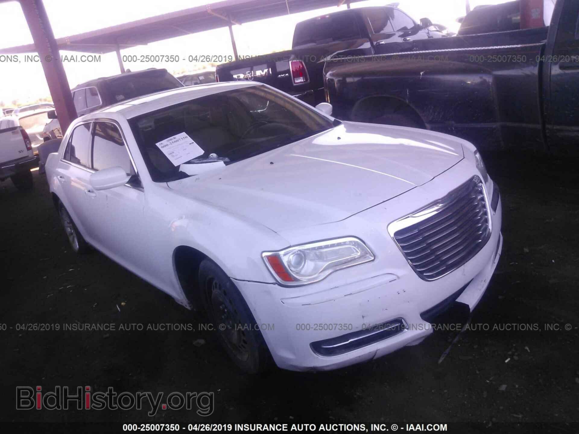 Фотография 2C3CCAAGXEH176065 - CHRYSLER 300 2014