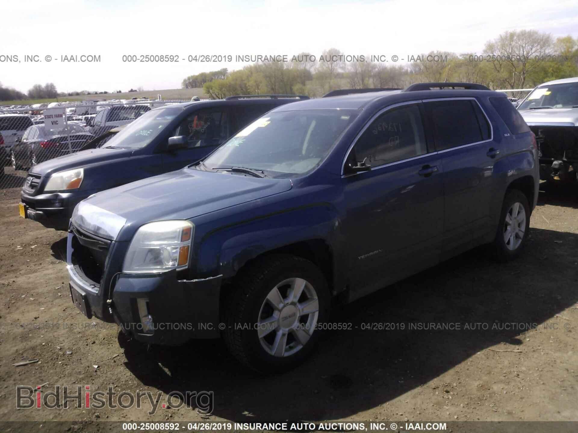 2011 GMC TERRAIN - VIN: 2CTALSEC2B6457529 - Photo 2