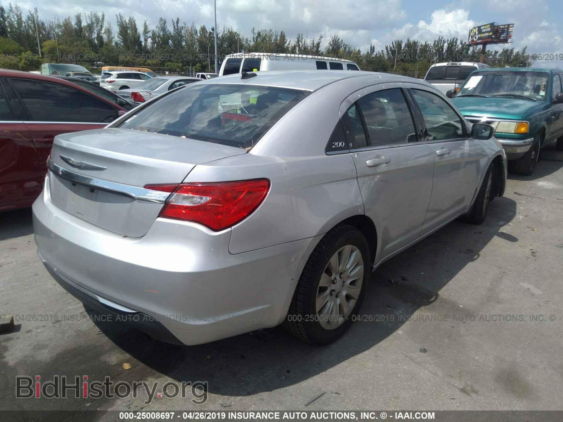2012 CHRYSLER 200 - VIN: 1C3CCBAB2CN273565 - Фото 4