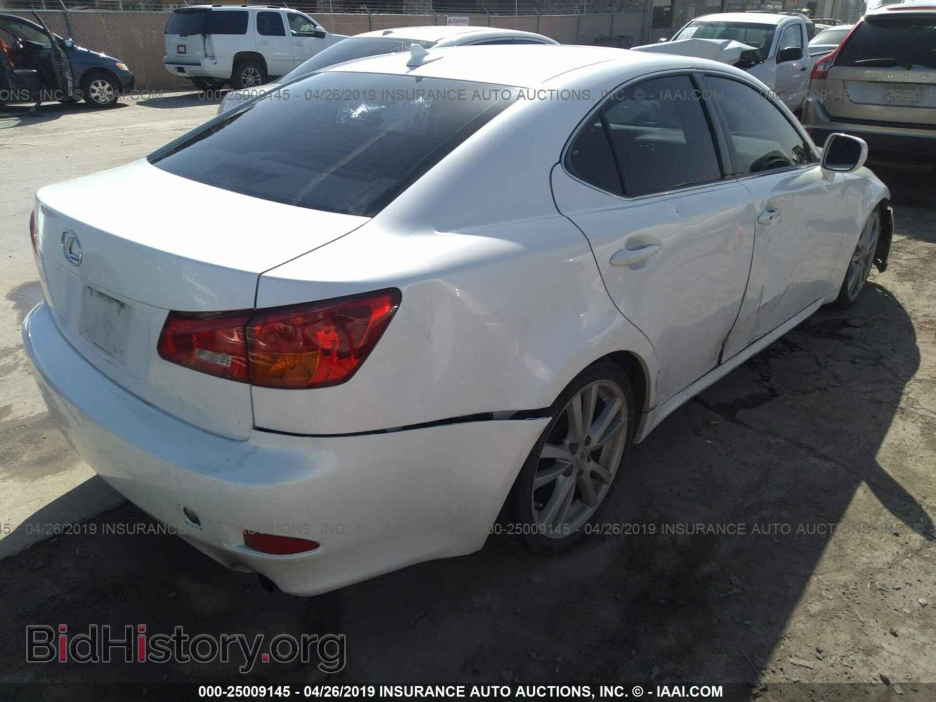 2007 LEXUS IS - VIN: JTHBK262572032009 - Photo 4