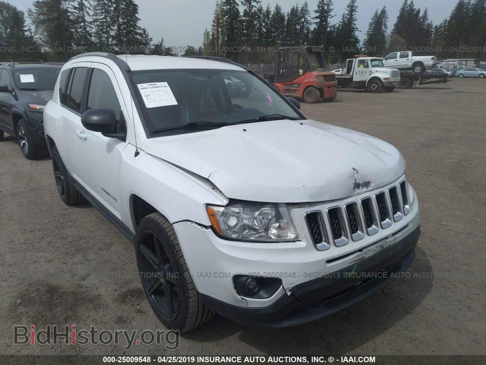 Фотография 1C4NJCBA3CD724224 - JEEP COMPASS 2012