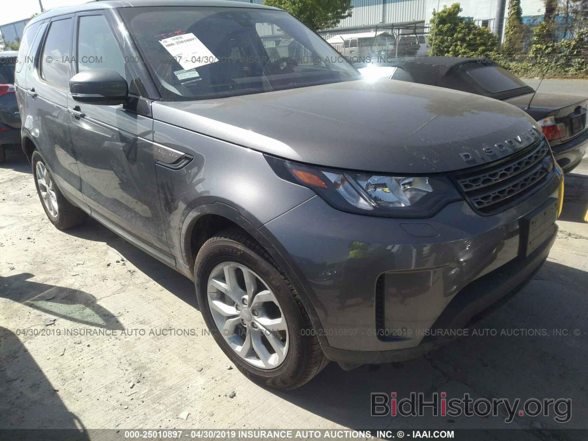 Photo SALRG2RV5JA055884 - LAND ROVER DISCOVERY 2018