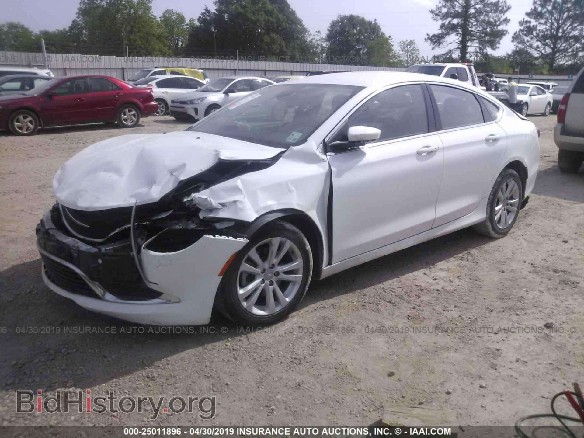 2016 CHRYSLER 200 - VIN: 1C3CCCAB5GN186190 - Photo 2