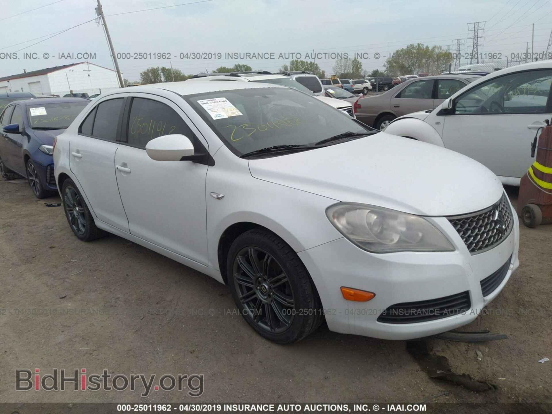 Фотография JS2RE9A35B6111008 - SUZUKI KIZASHI 2011