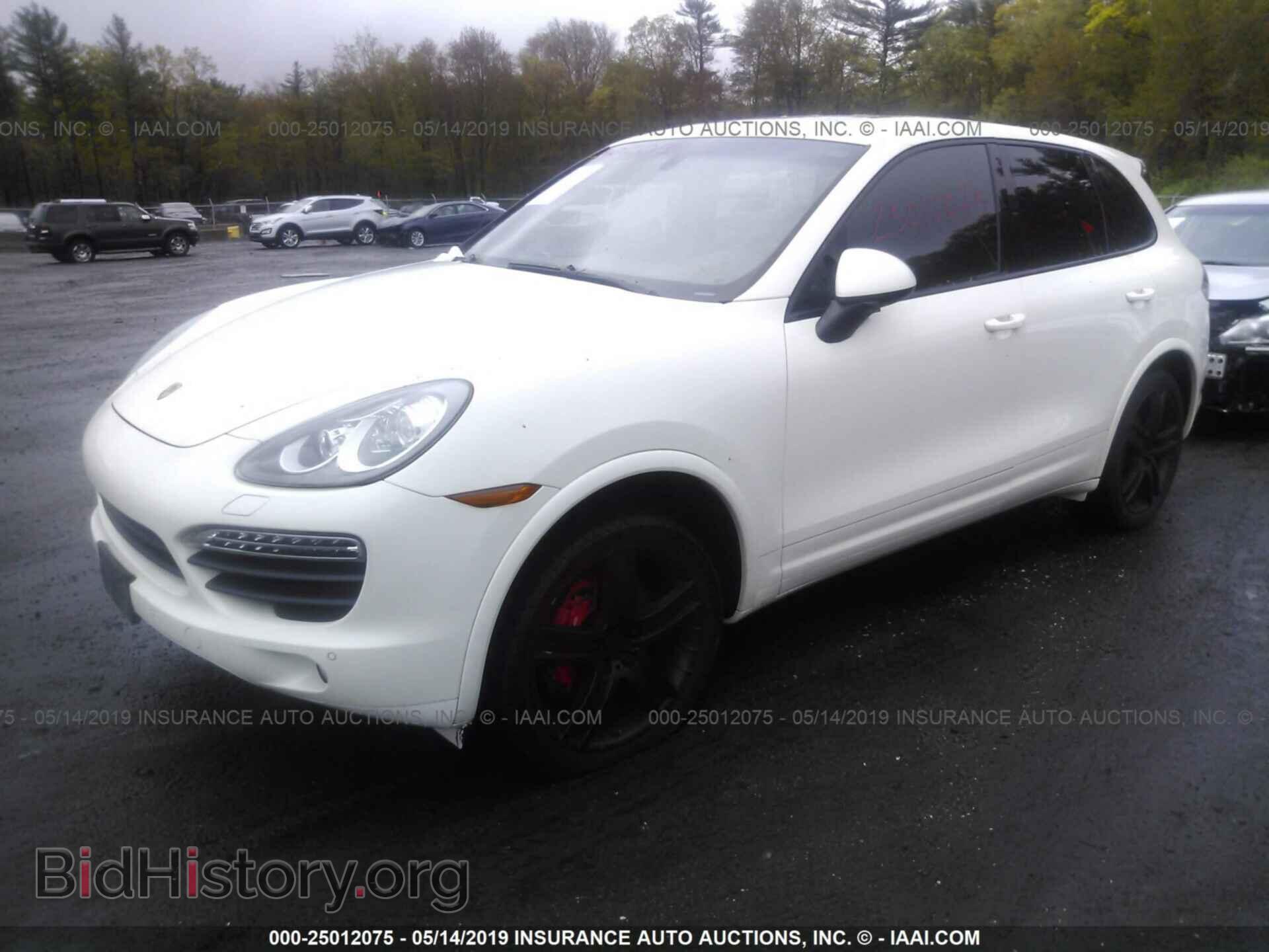 2011 PORSCHE CAYENNE - VIN: WP1AB2A27BLA54115 - Фото 2